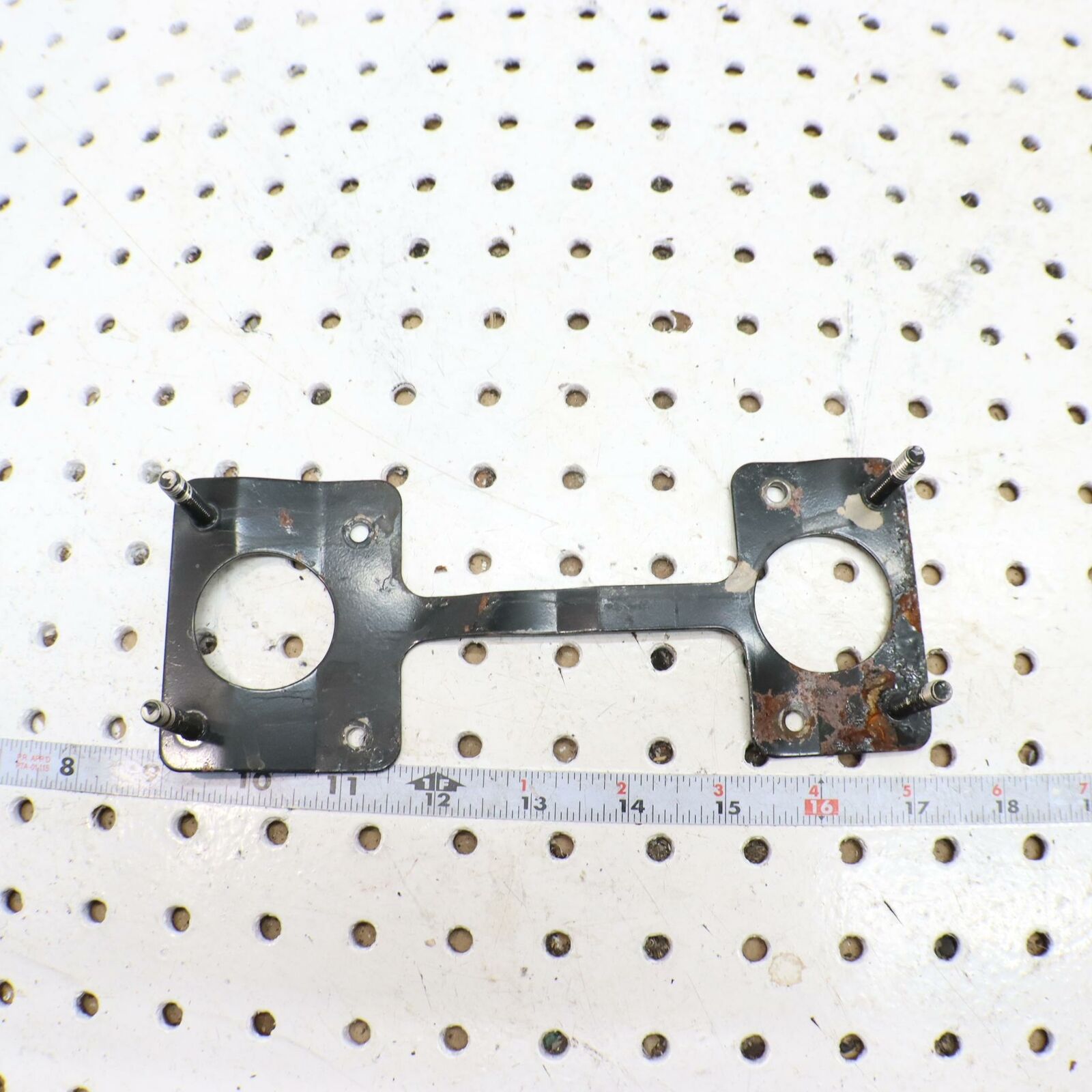 2006 POLARIS SWITCHBACK ECU CDI ECM COMPUTER BRACKET MOUNT 1014702-067