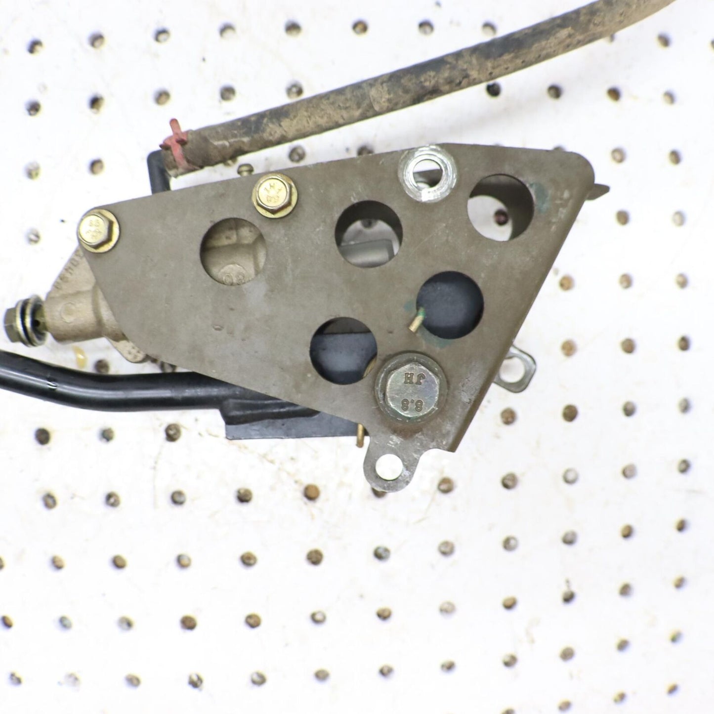 2009 POLARIS SPORTSMAN XP 850 FOOT BRAKE PEDAL & MASTER CYLINDER 1911347 1913903