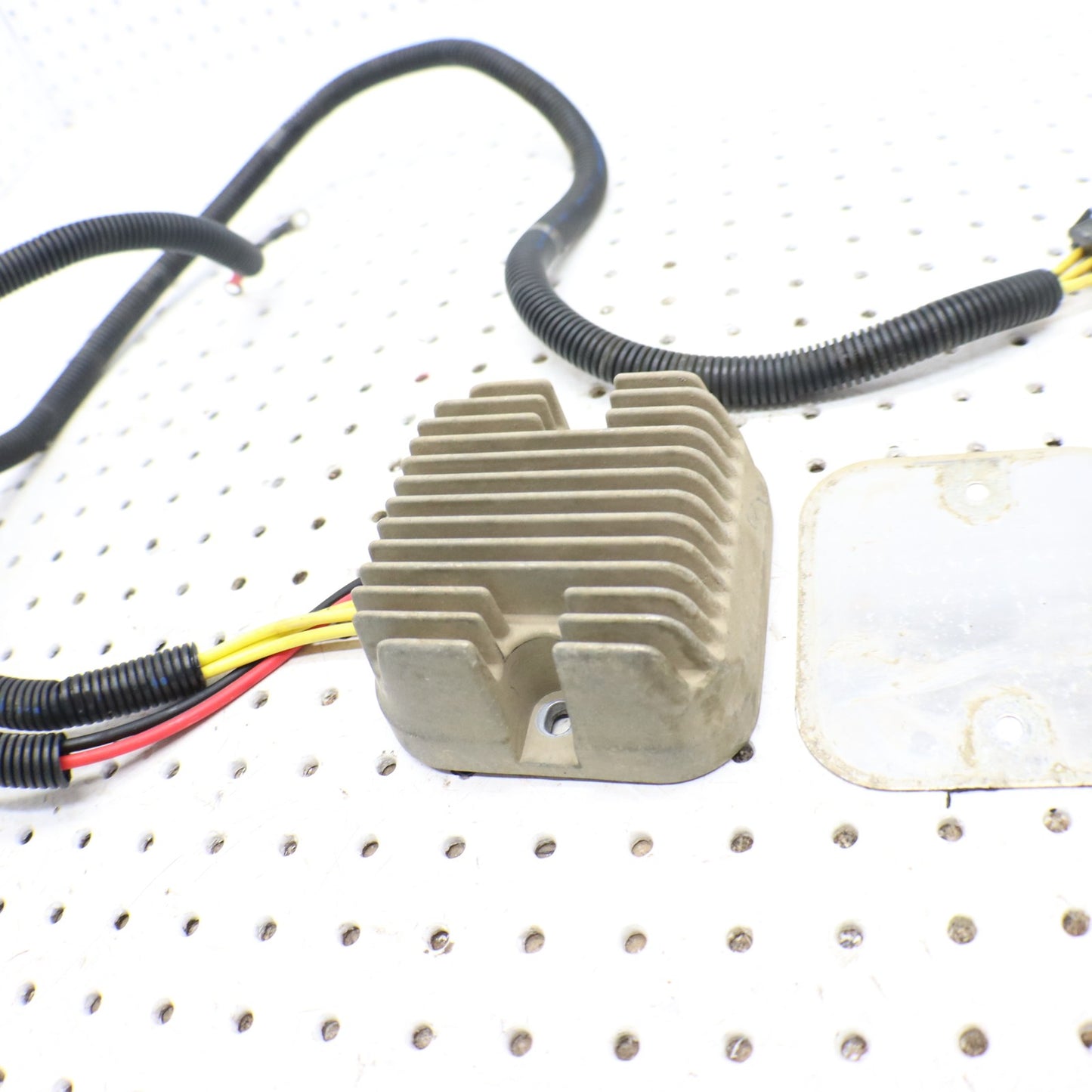 2016 Polaris Sportsman Sp 570 Voltage Regulator 4015230 2208110