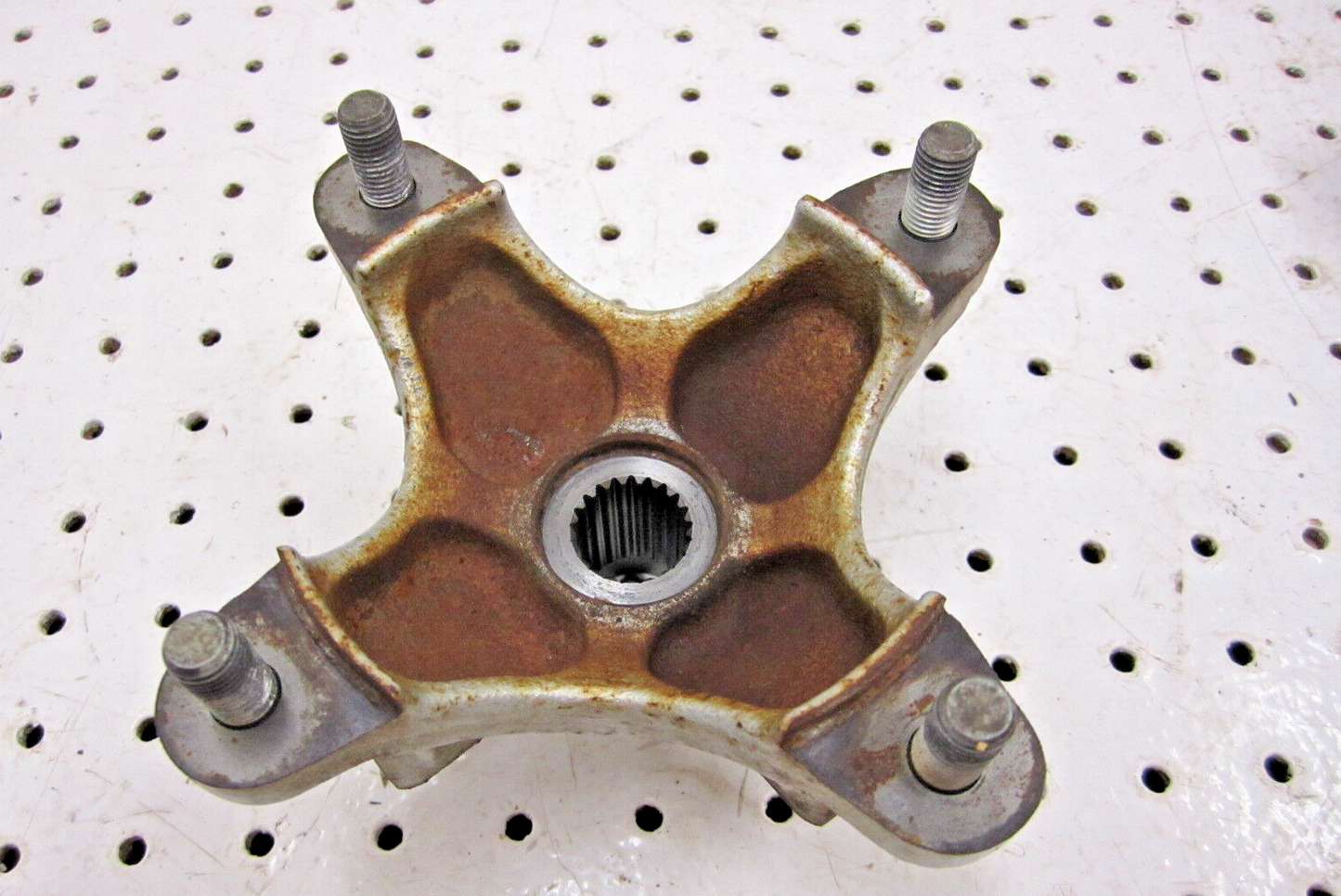 2002 KAWASAKI PRAIRIE 650 FRONT WHEEL HUB 49030-0046