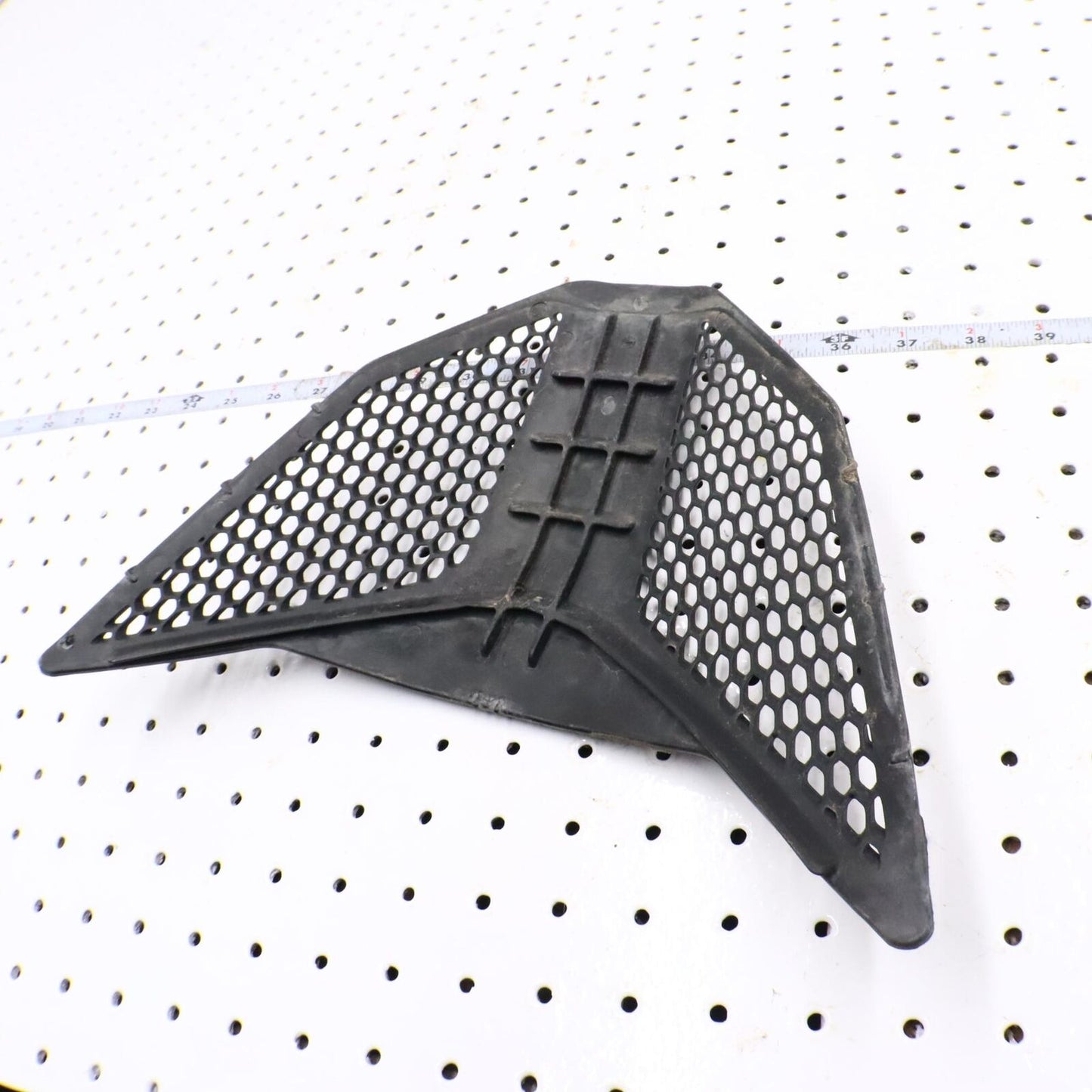 2006 POLARIS FUSION 700 SCREEN HOOD, CENTER, BLK 5435838-070