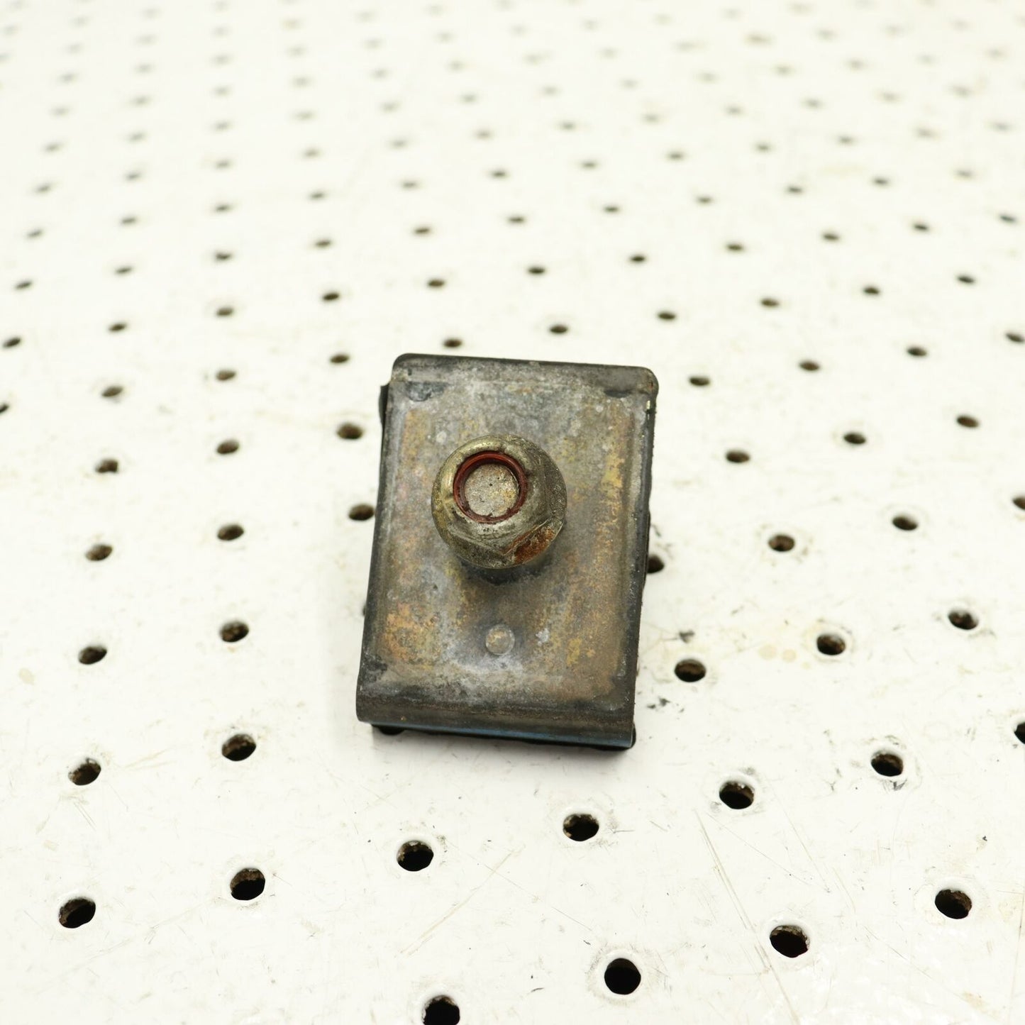 2007 POLARIS RMK 600 ENGINE MOUNT RUBBER 3021206