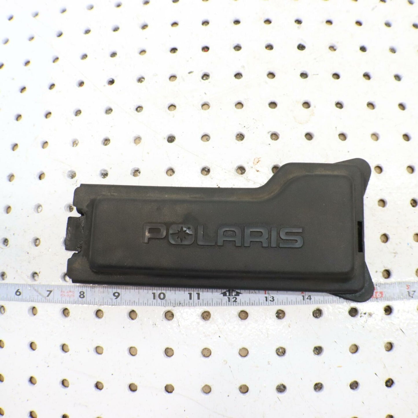 2002 POLARIS RMK 600 TOOL BOX COVER 5434089