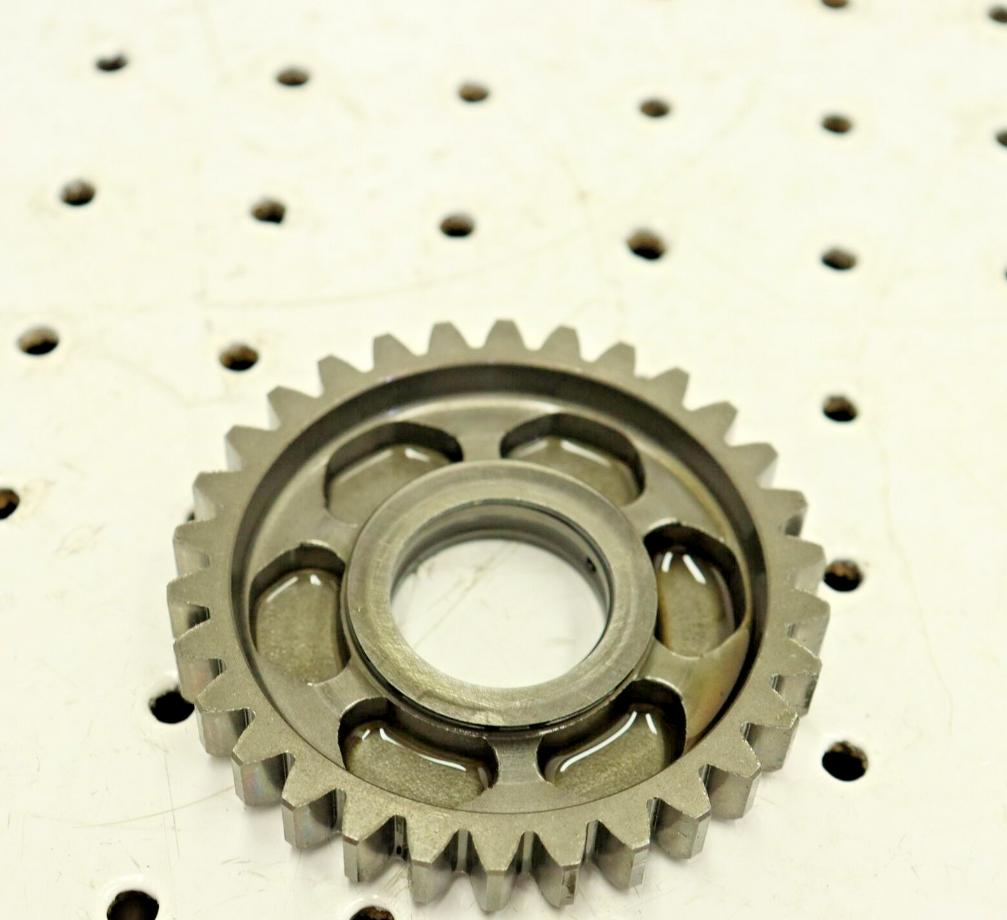 2003 SUZUKI SAVAGE 650 TRANSMISSION TRANNY GEAR 2ND DRIVEN 24321-24B20