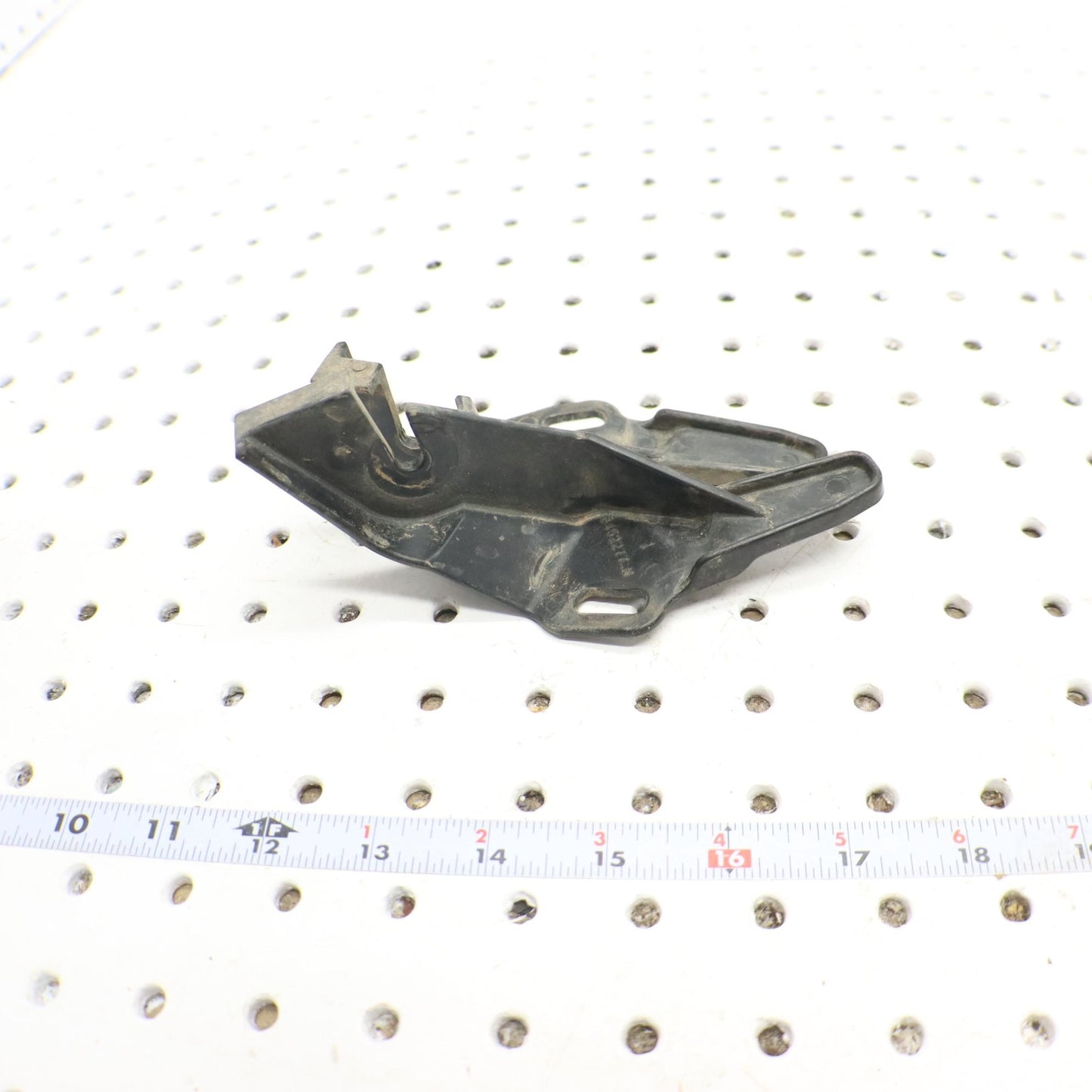 2016 POLARIS SPORTSMAN 570 SEAT BASE MOUNT BRACKET 5452276 5452277