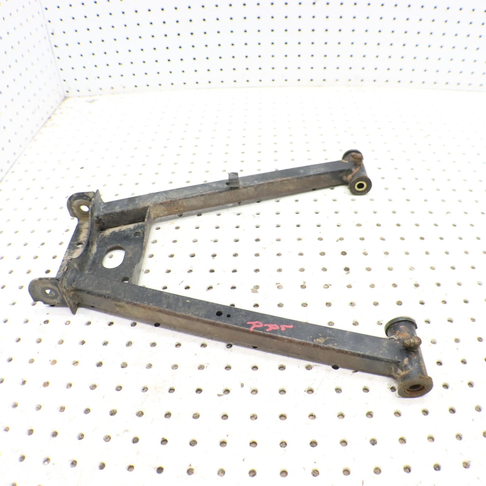 2015 POLARIS RANGER 570 LOWER RIGHT REAR A ARM 1018995-458