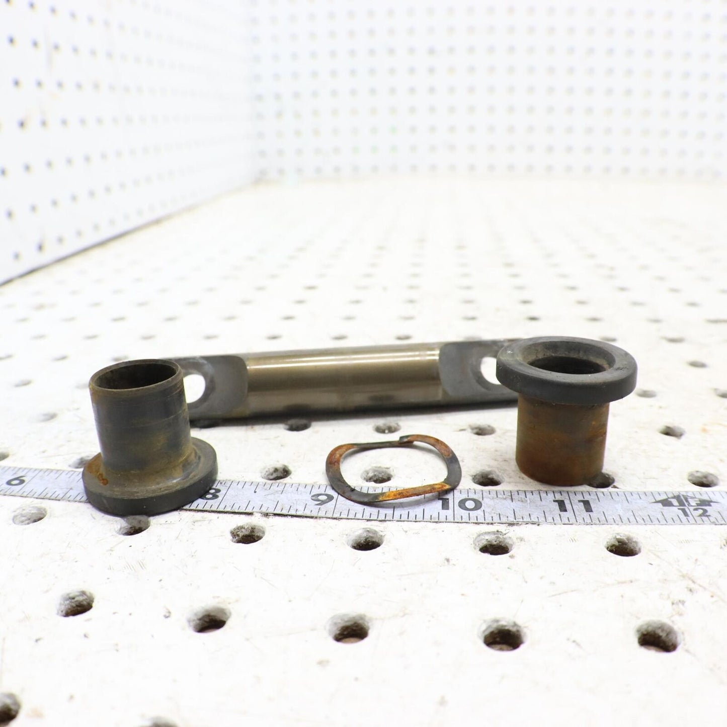 2013 POLARIS PRO RMK 800 PIVOT SHAFT, BUSHING 5137700; 5437539; 7571605