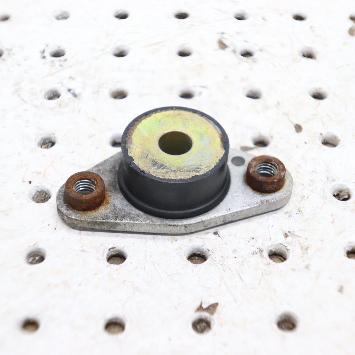 2015 POLARIS SWITCHBACK 800 MOTOR ENGINE MOUNT 3022712; 3023292