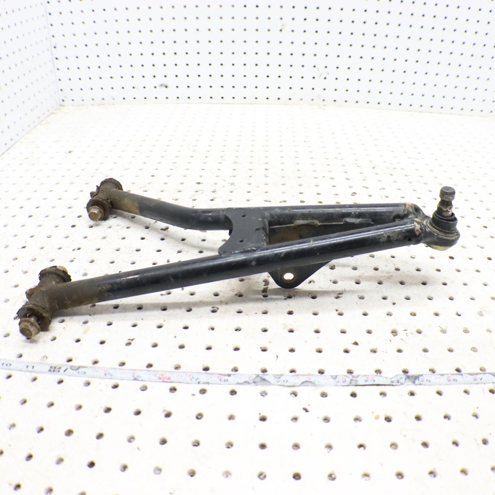 2009 POLARIS SPORTSMAN XP 850 FRONT UPPER RIGHT CONTROL ARM 1015126-067 1025618