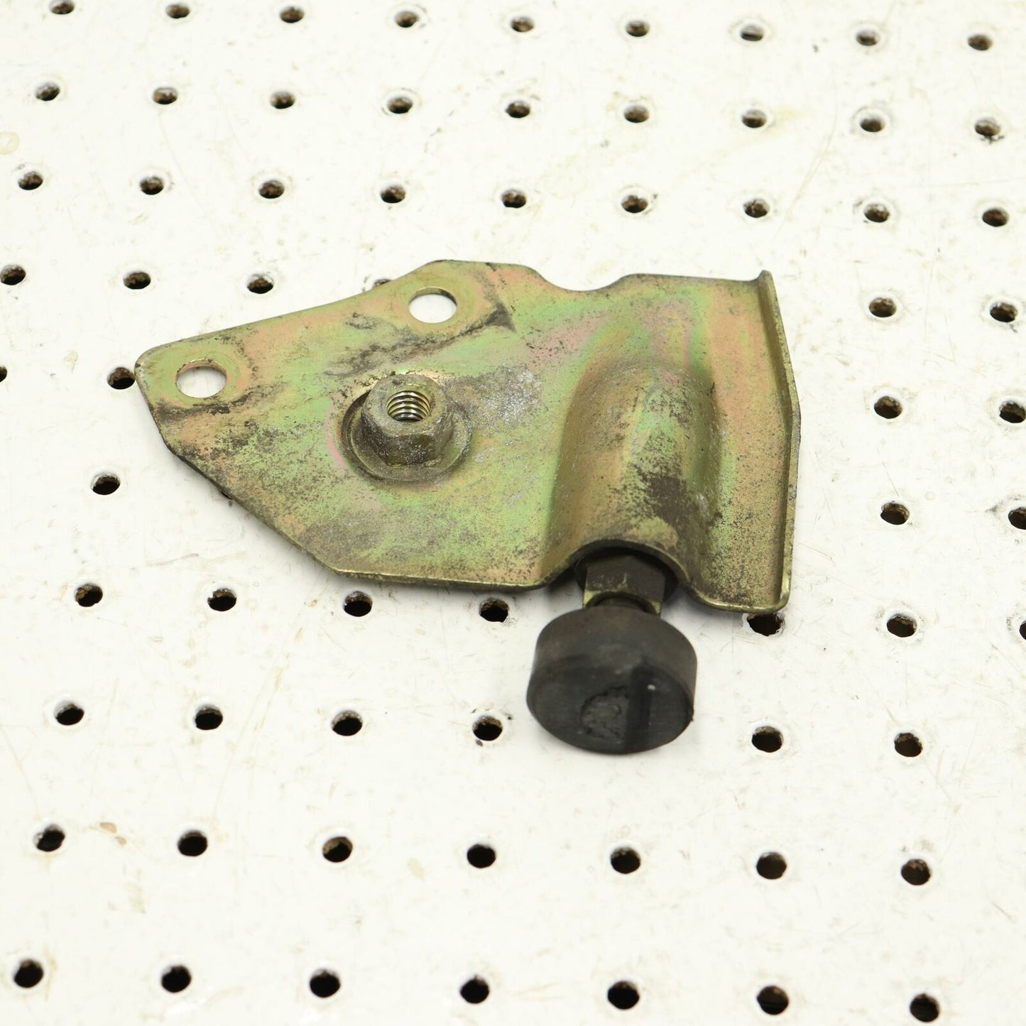 2007 POLARIS RMK 600 ENGINE MOUNT TORQUE ARM 1015749