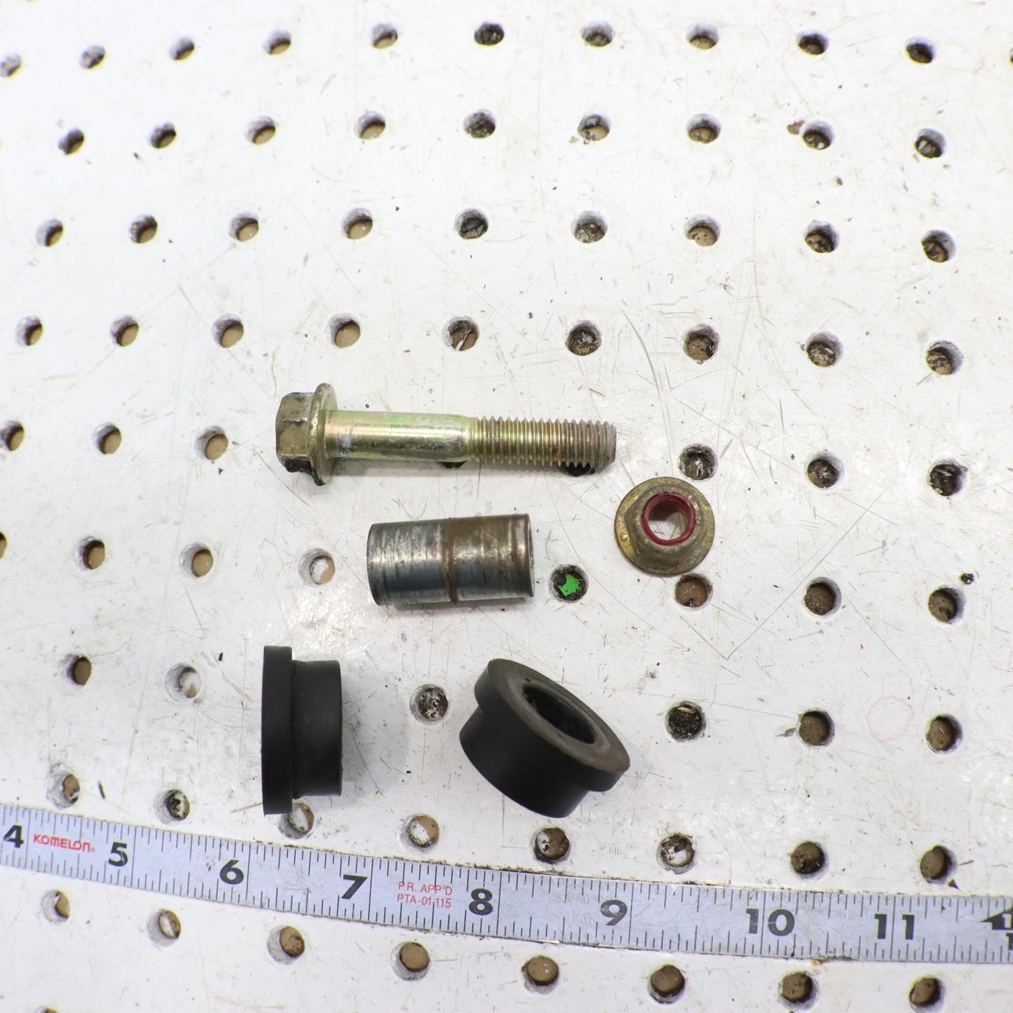 2008 POLARIS SWITCHBACK TURBO SHOCK BUSHING BOLT SPACER 1700072, 7518554 1700079