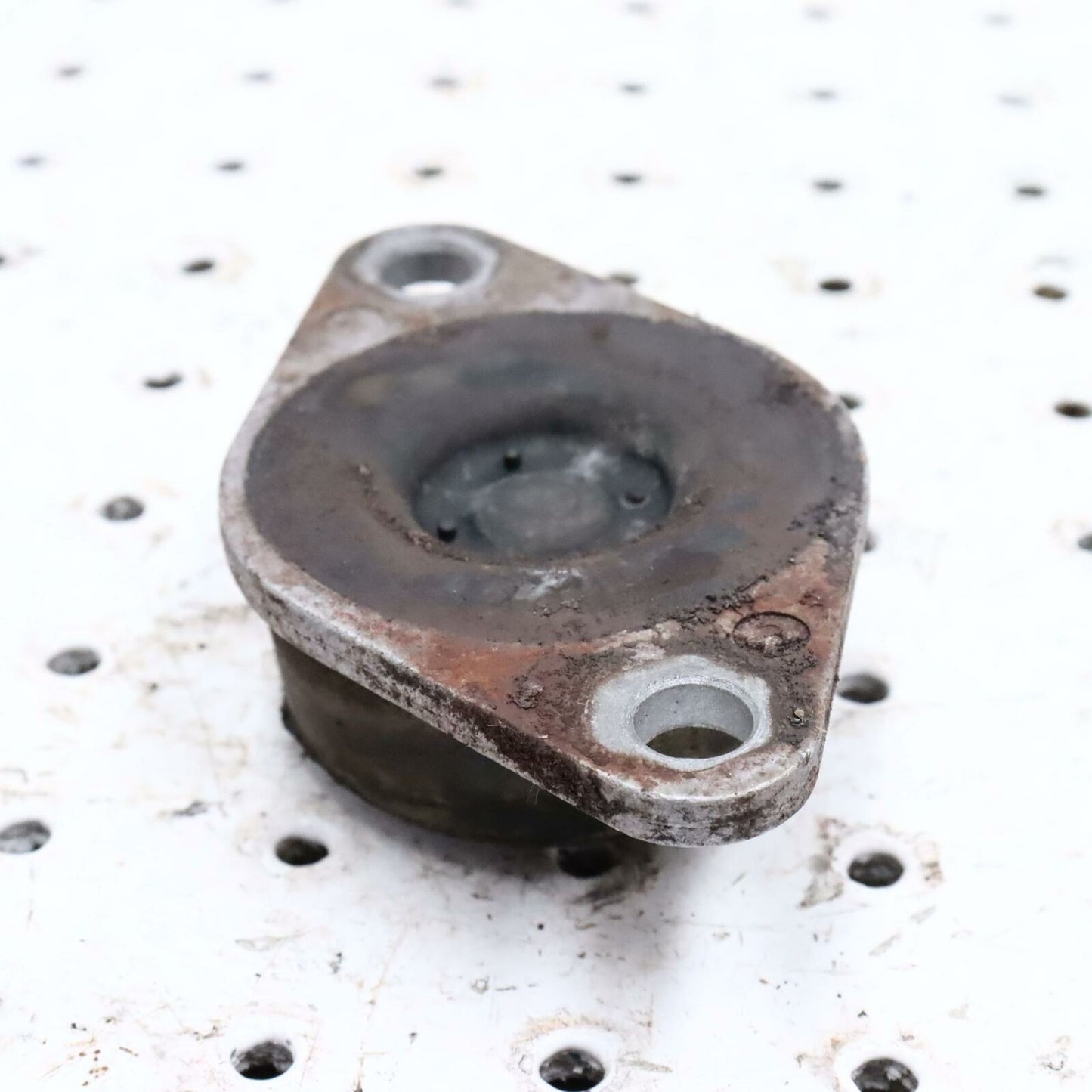 2013 ARCTIC CAT F5 ENGINE MOTOR MOUNT 0608-496