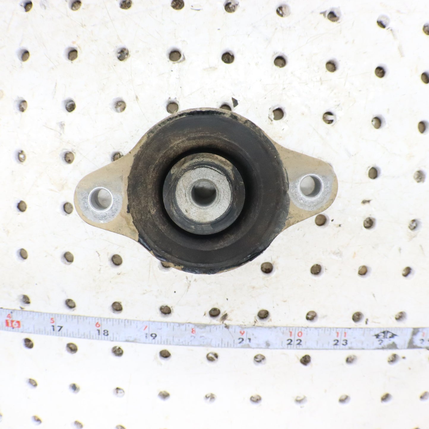 2009 Polaris Rzr 800 Engine Motor TRANSMISSION Mount 1332450
