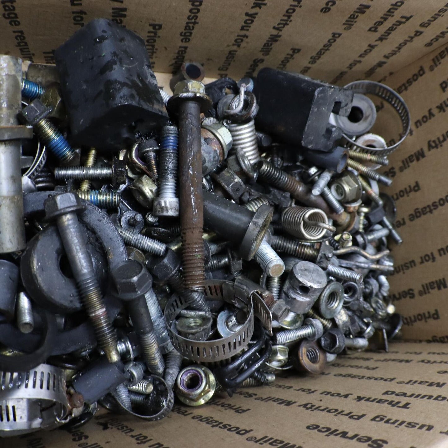 2011 ARCTIC CAT M8 MISCELLANEOUS BOLTS HARDWARE