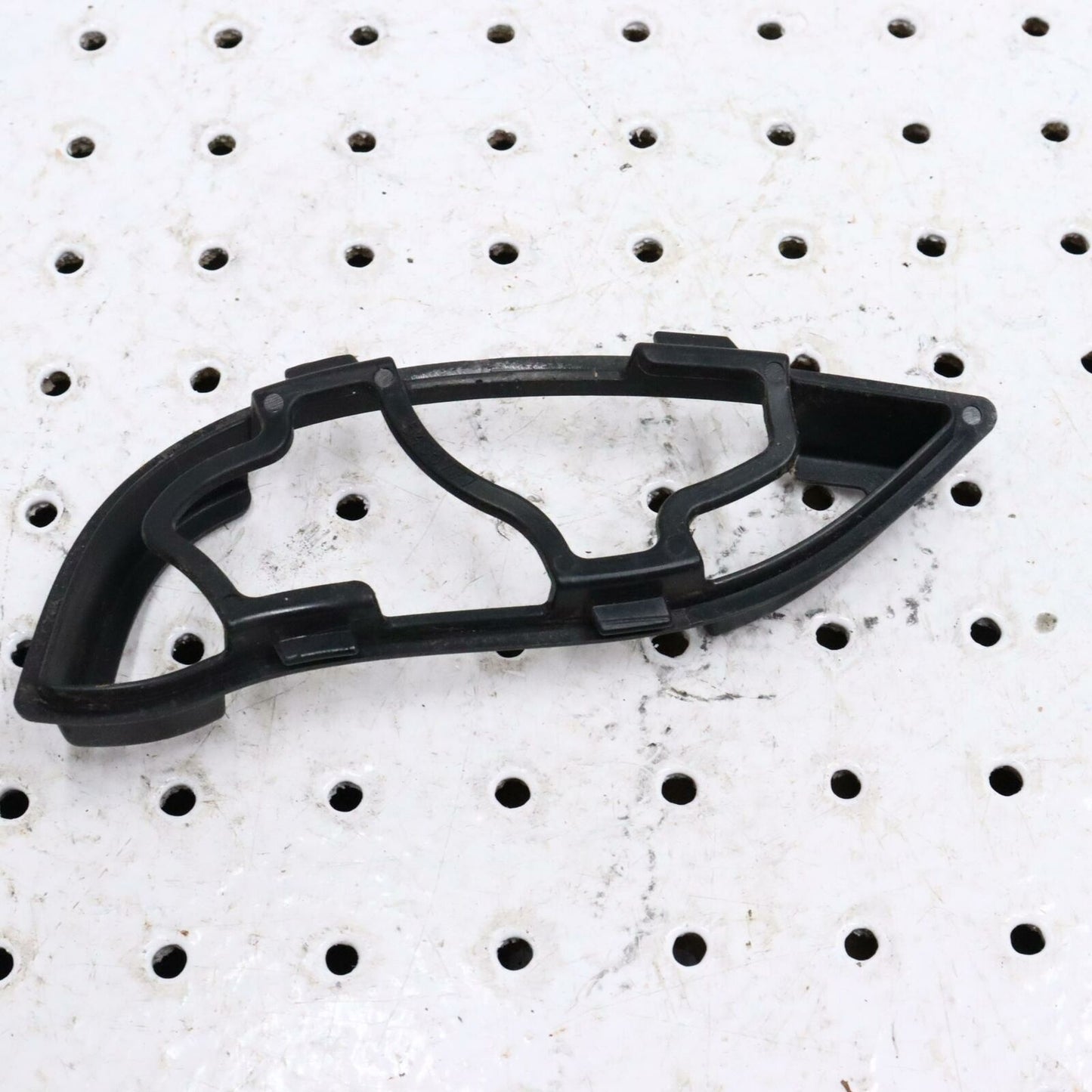 2006 POLARIS RMK 700 AIR INTAKE BEZEL SCREEN 5435777