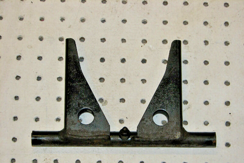 2002 POLARIS 800 RMK 151 REAR PIVOT ARM 1541614-067