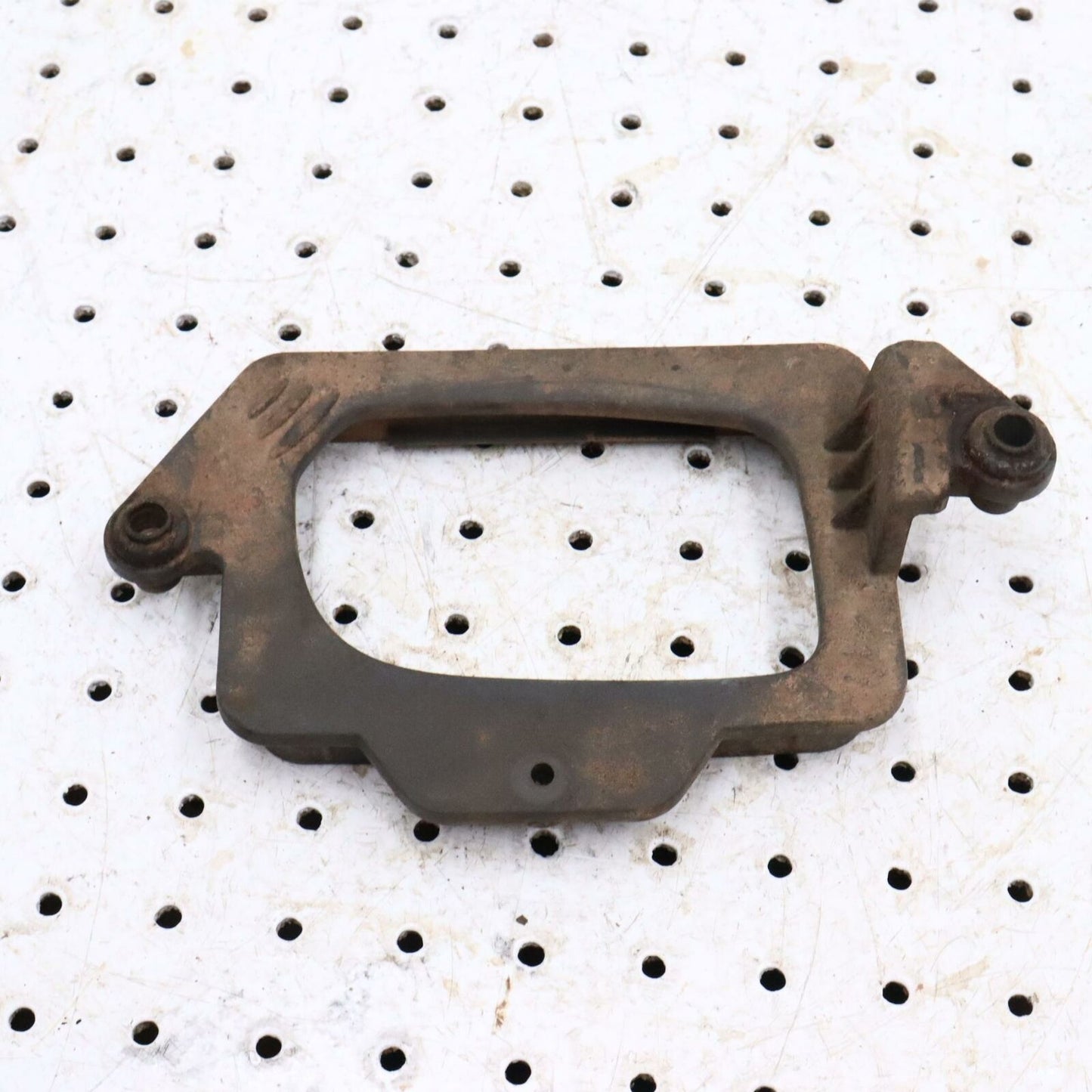 2005 BOMBARDIER OUTLANDER MAX 400 FRONT RIGHT HEADLIGHT SUPPORT 710000236