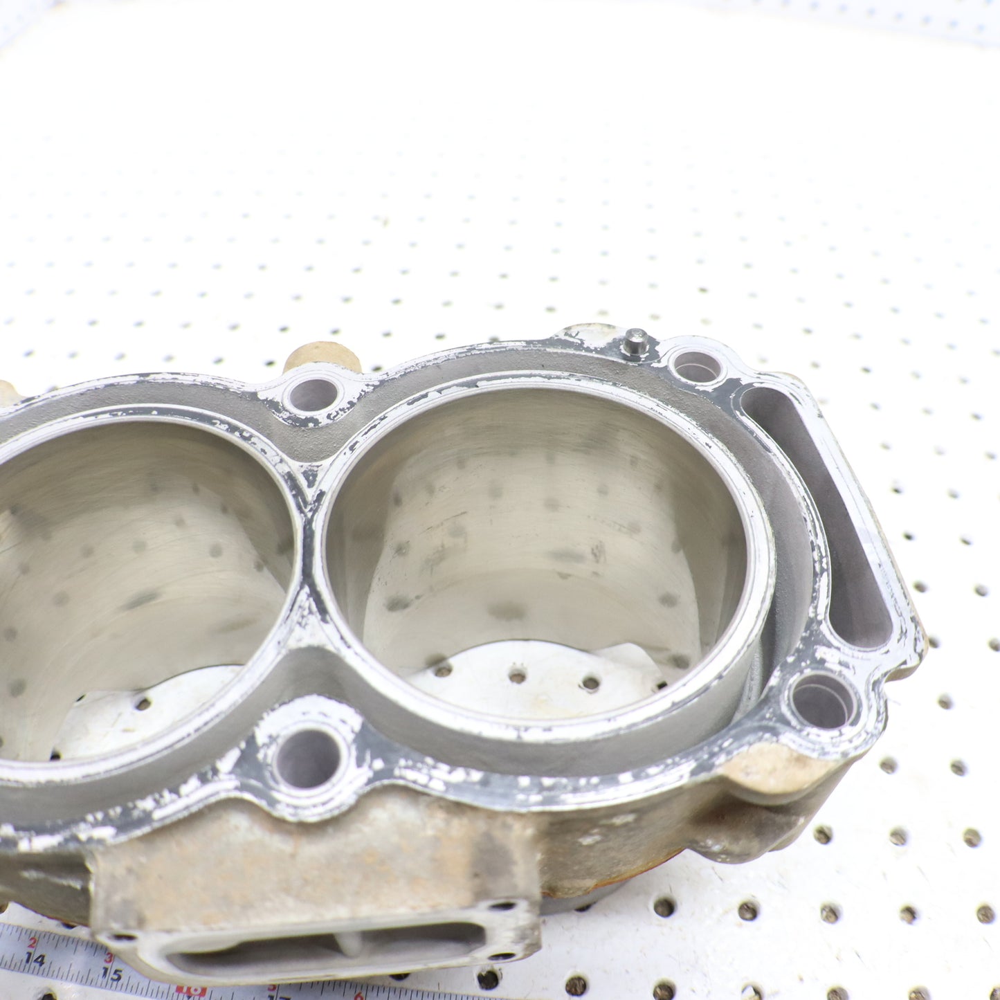 2013 Polaris Ranger Xp 900 Cylinder Jug 3022442 3022579 GOOD CONDITION
