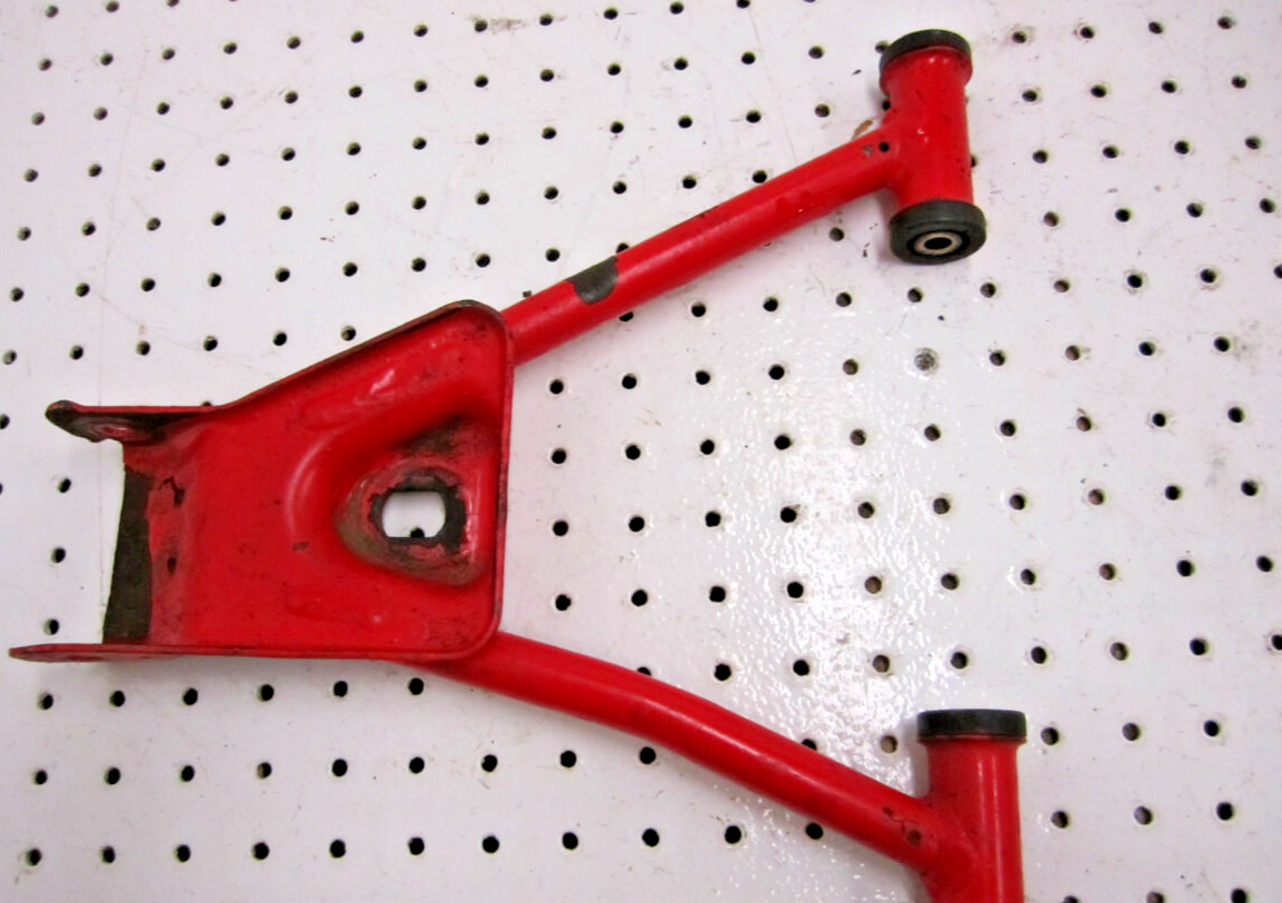 2004 POLARIS SPORTSMAN 700 4X4 UPPER LEFT A ARM 1014320-293