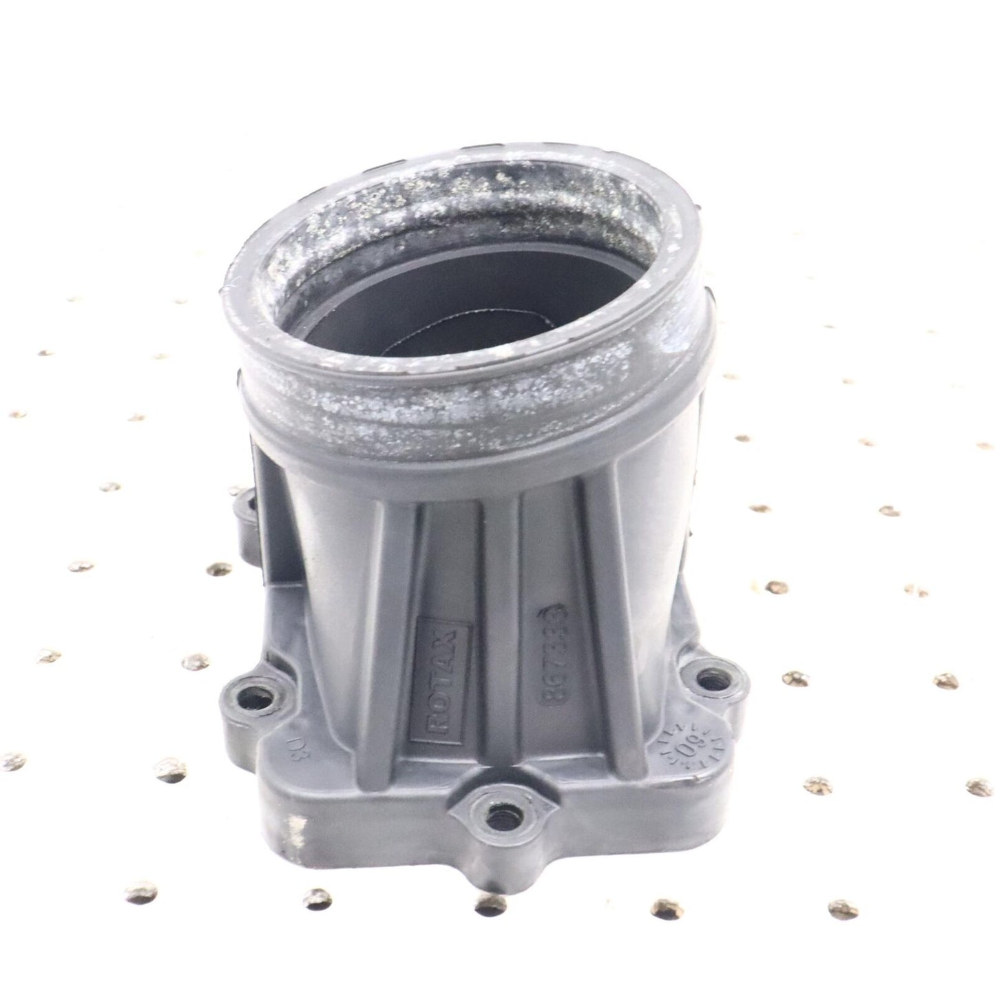 2010 SKI-DOO SUMMIT X 800R Intake Socket 420667470; 420667472