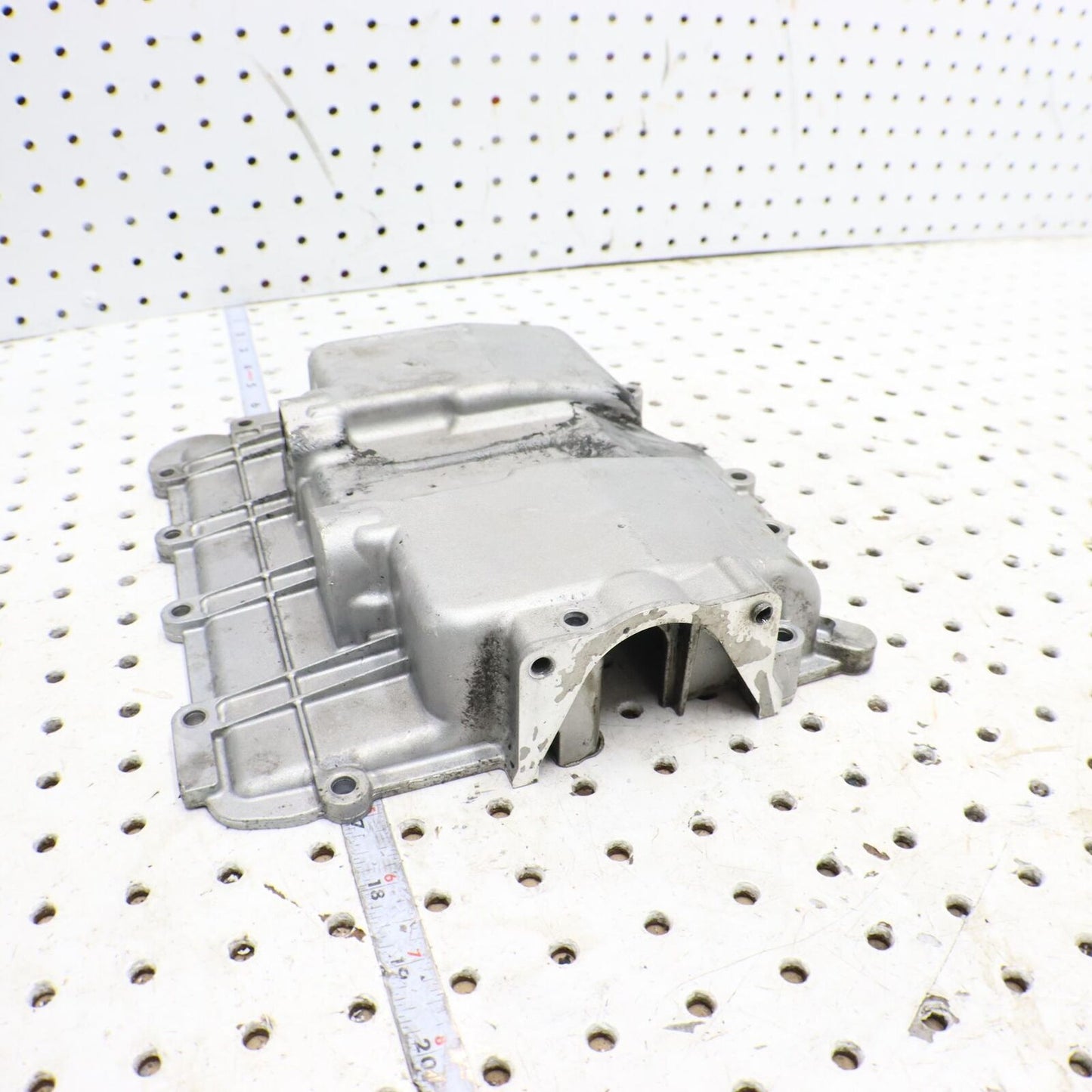 2008 POLARIS SWITCHBACK TURBO ENGINE MOTOR BOTTOM OIL PAN COVER 0452985