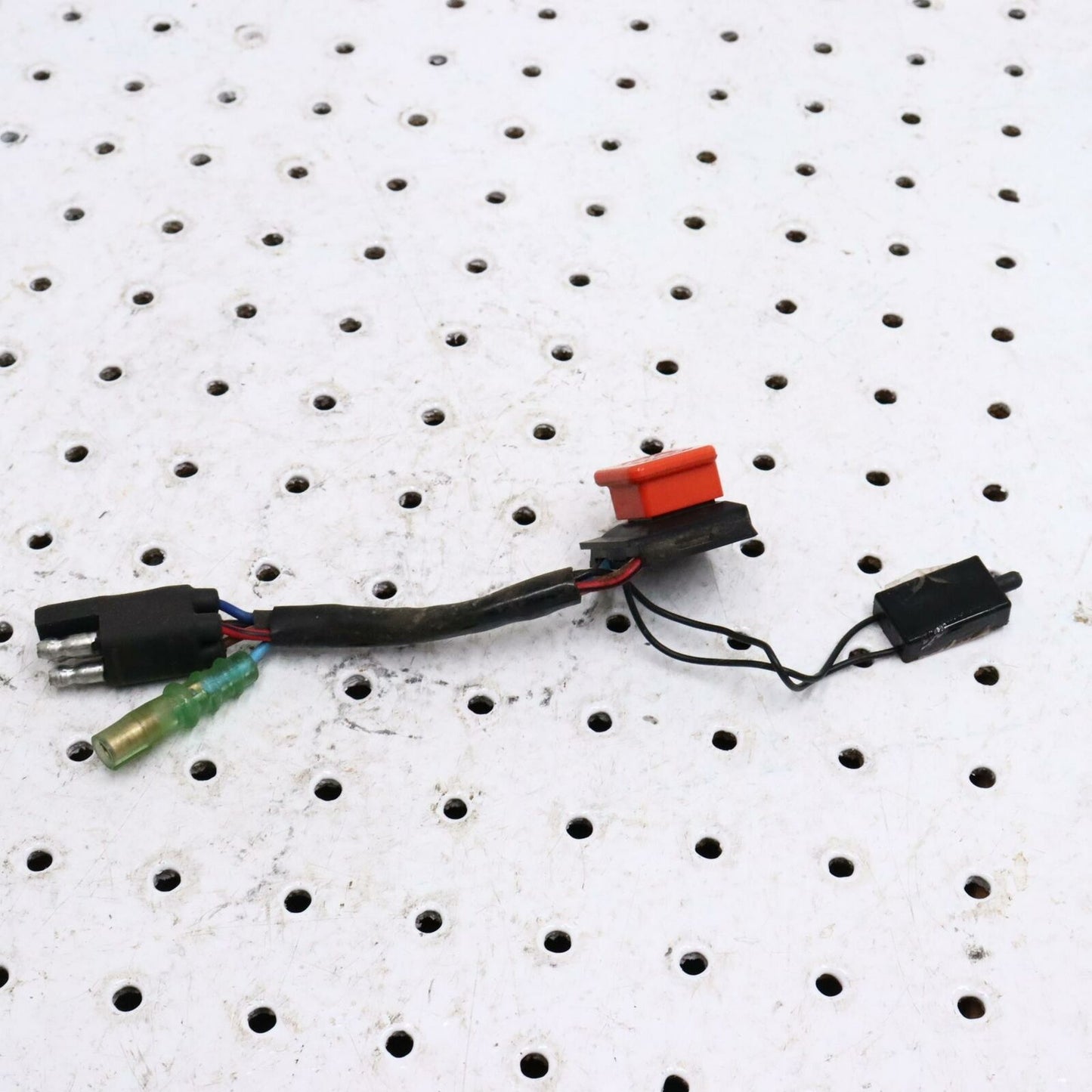 2006 POLARIS SWITCHBACK CUT OFF EMERGENCY BUTTON KILL SWITCH 4011280; 4013379