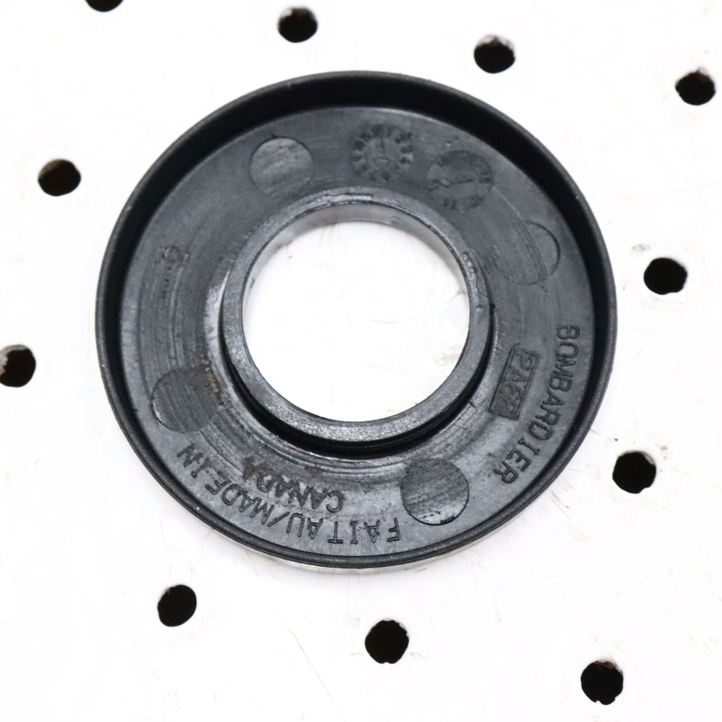2006 SKI-DOO MXZ 500SS Labyrinth Seal 503190434