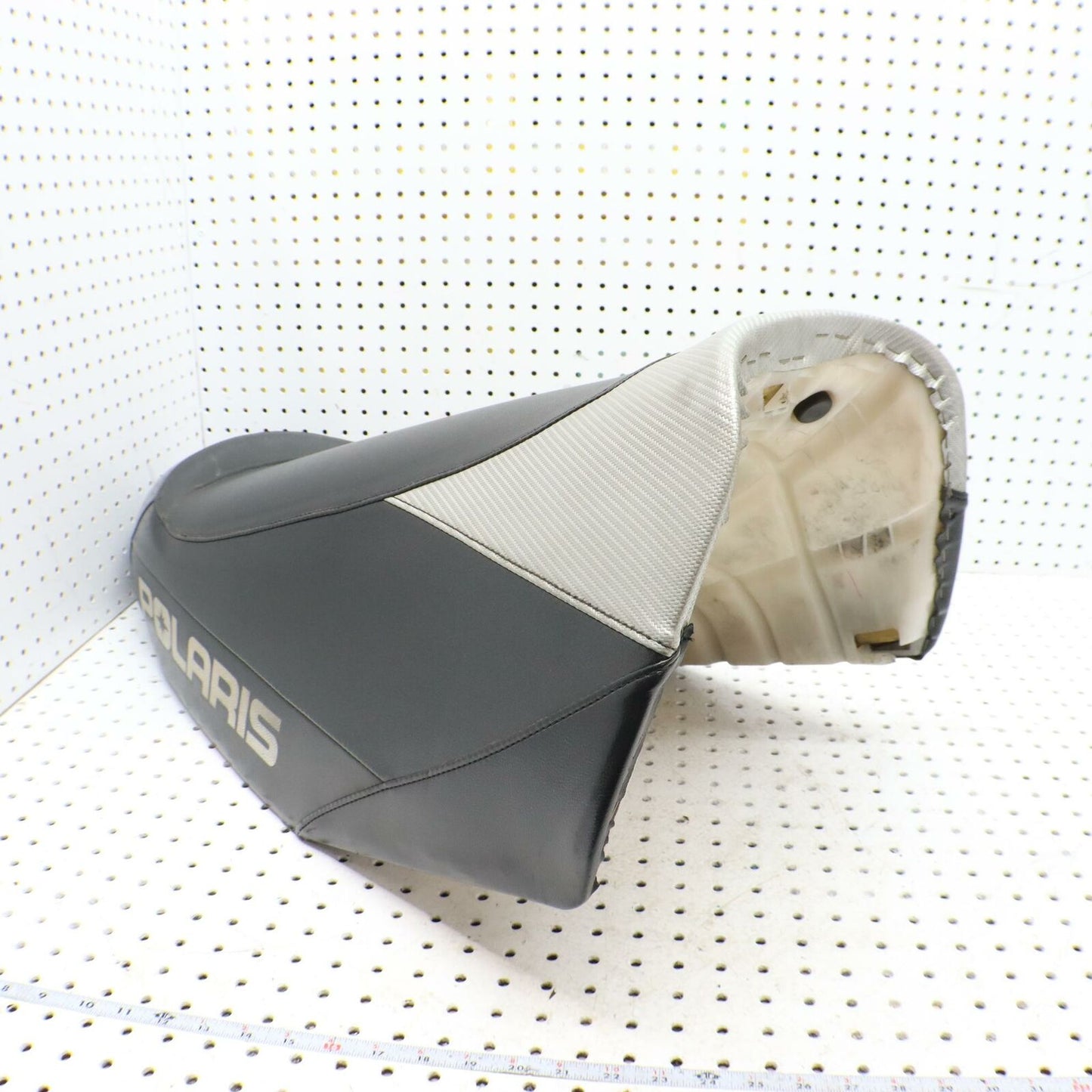 2006 POLARIS SWITCHBACK SEAT SADDLE 2683782