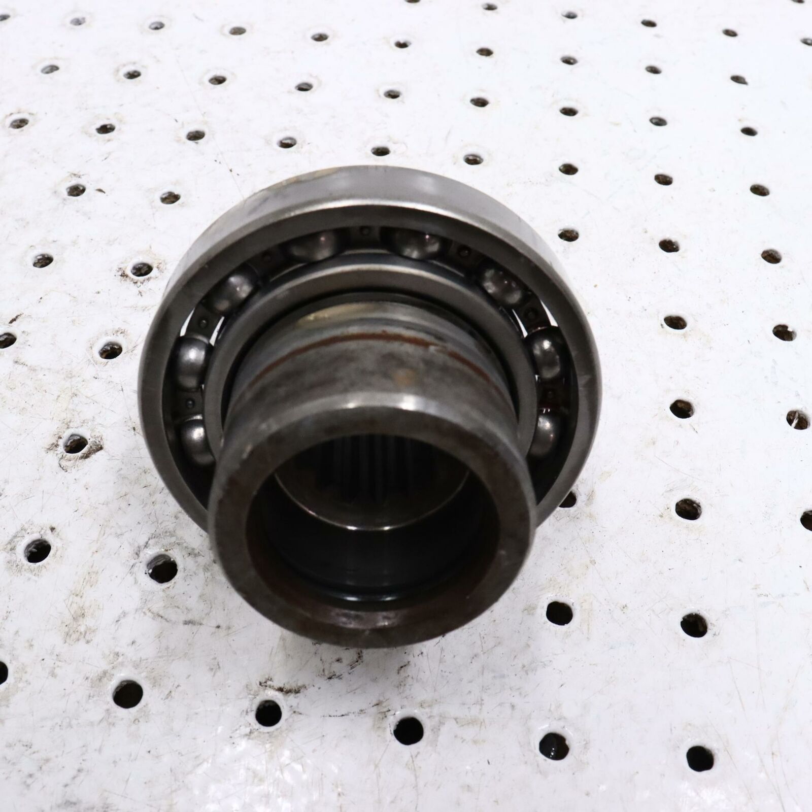 2006 POLARIS SWITCHBACK ASM-LOWER HUB CARRIER 1332306