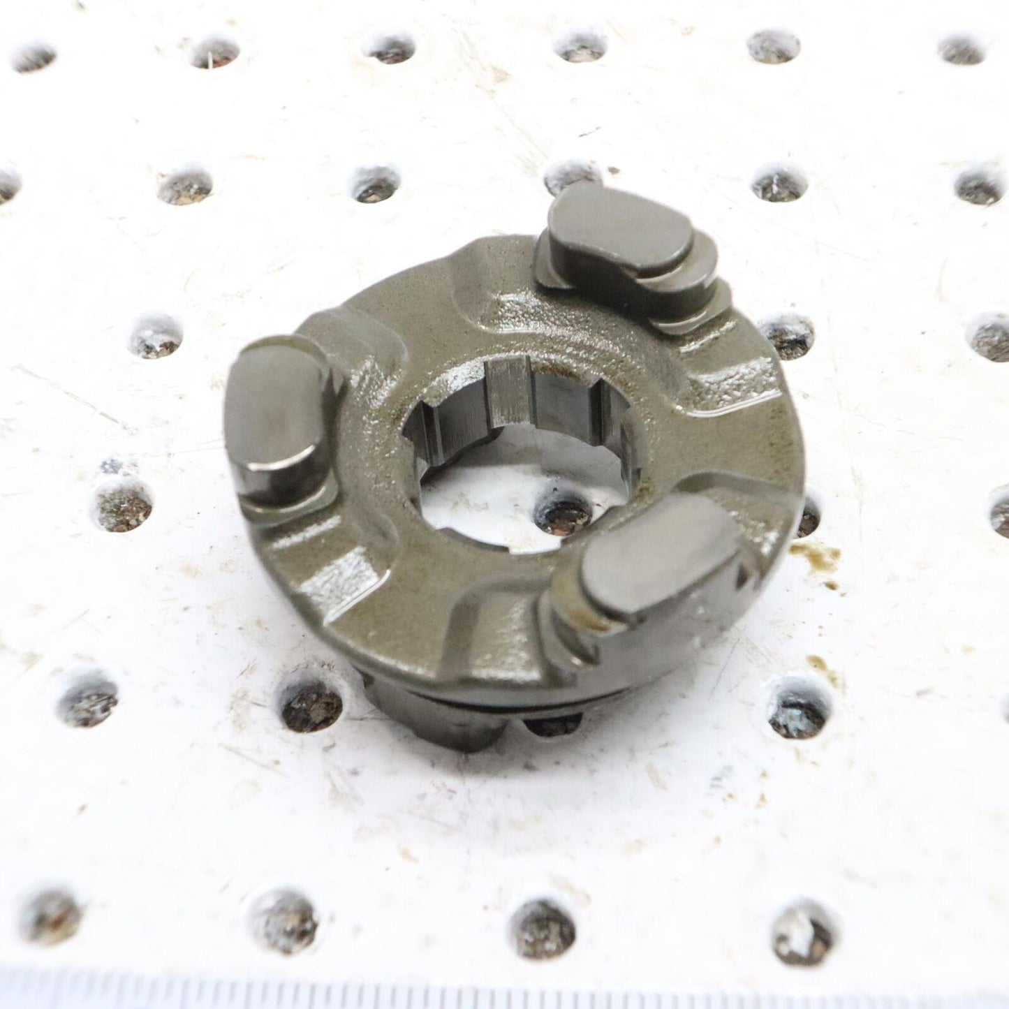 2013 YAMAHA GRIZZLY 700 TRANSMISSION CLUTCH DOG 3B4-17285-02-00