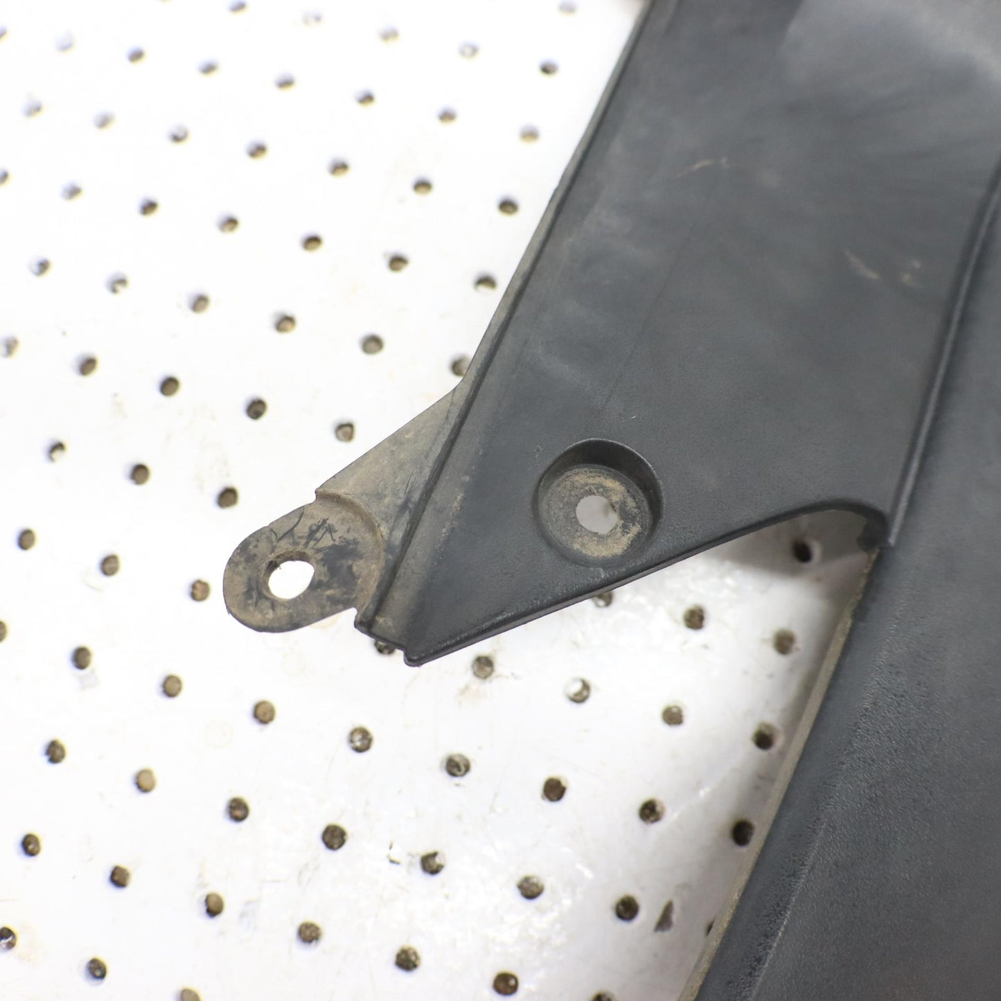 2016 SUZUKI KING QUAD 500 SIDE PANEL COVER LEFT 53122-31G03