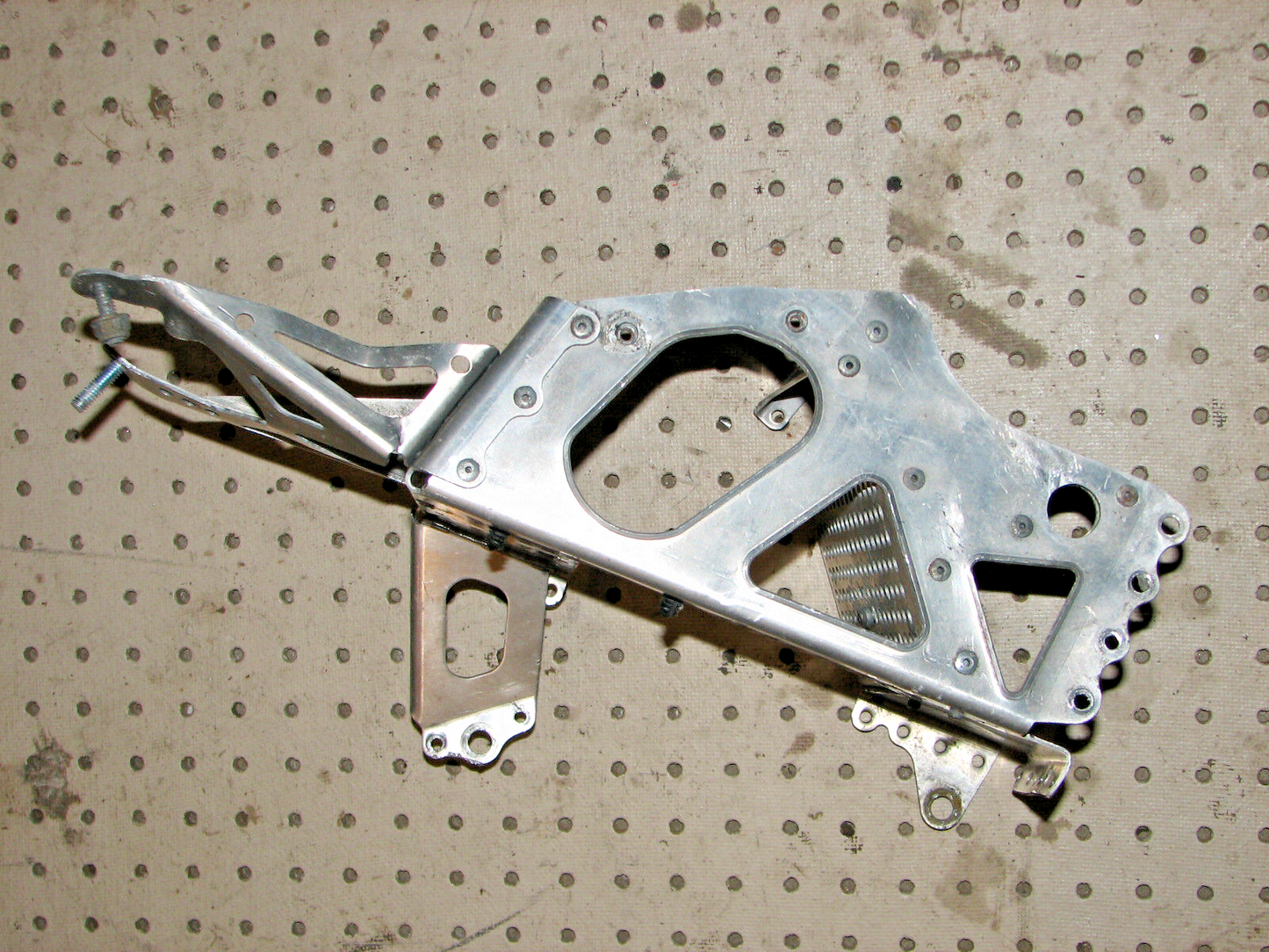 2007 ARCTIC CAT M8 M SERIES LEFT FOOTREST 3706-419