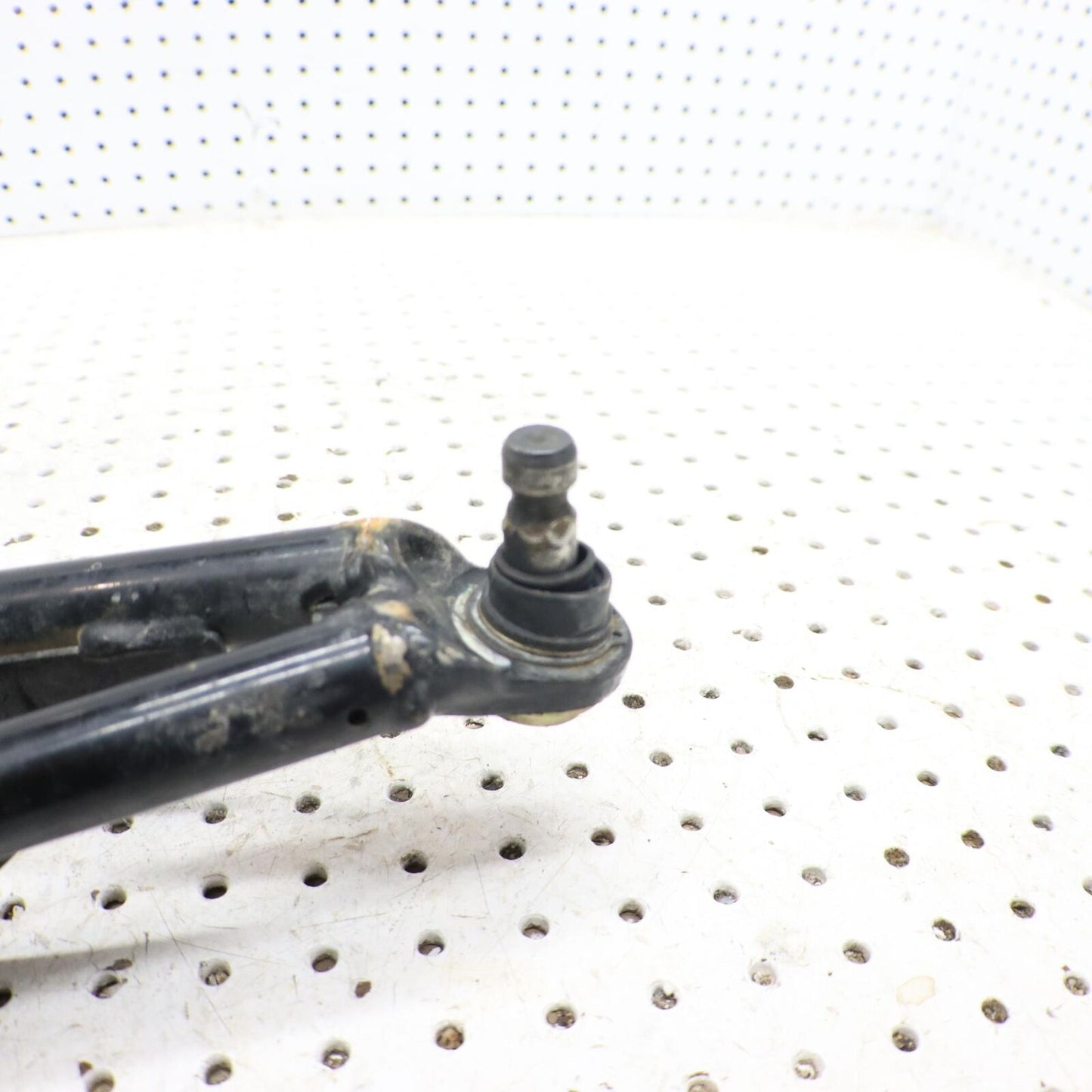 2009 POLARIS SPORTSMAN XP 850 FRONT UPPER RIGHT CONTROL ARM 1015126-067 1025618