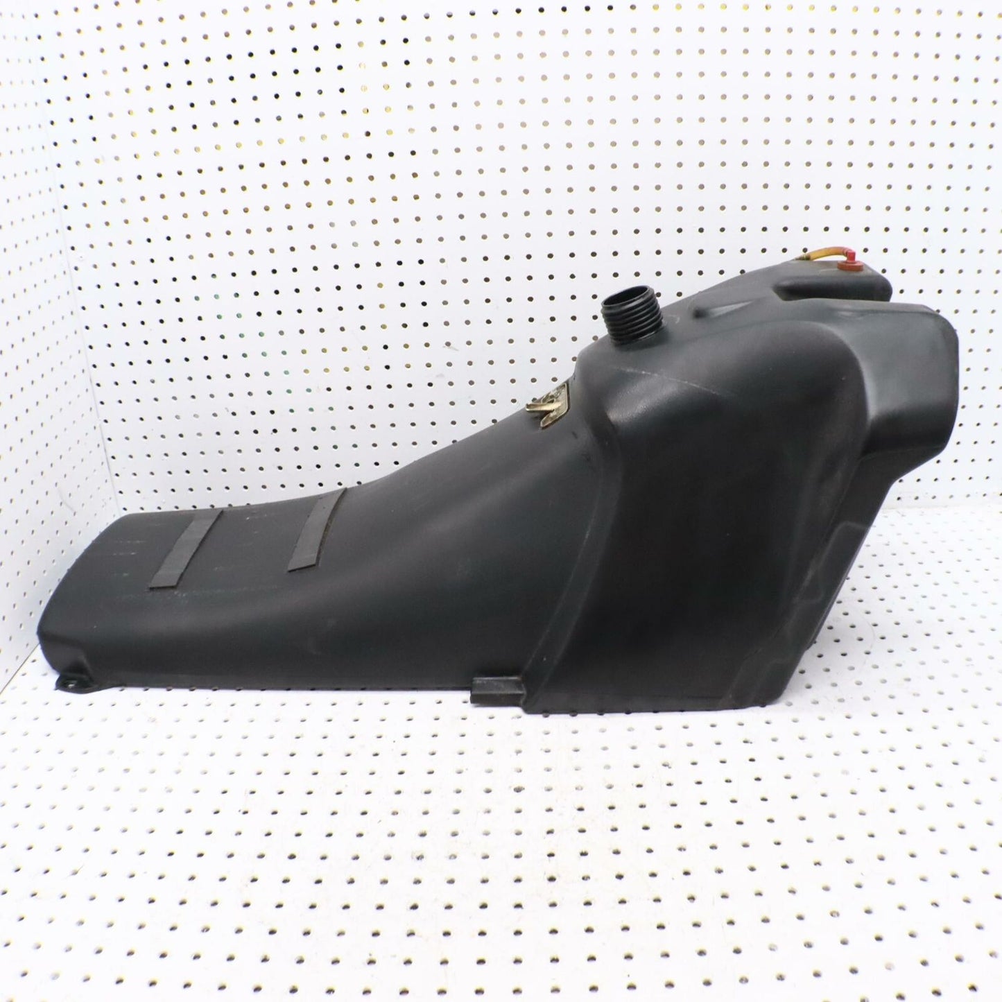 2007 POLARIS IQ 600 GAS TANK FUEL RESERVOIR 2520691