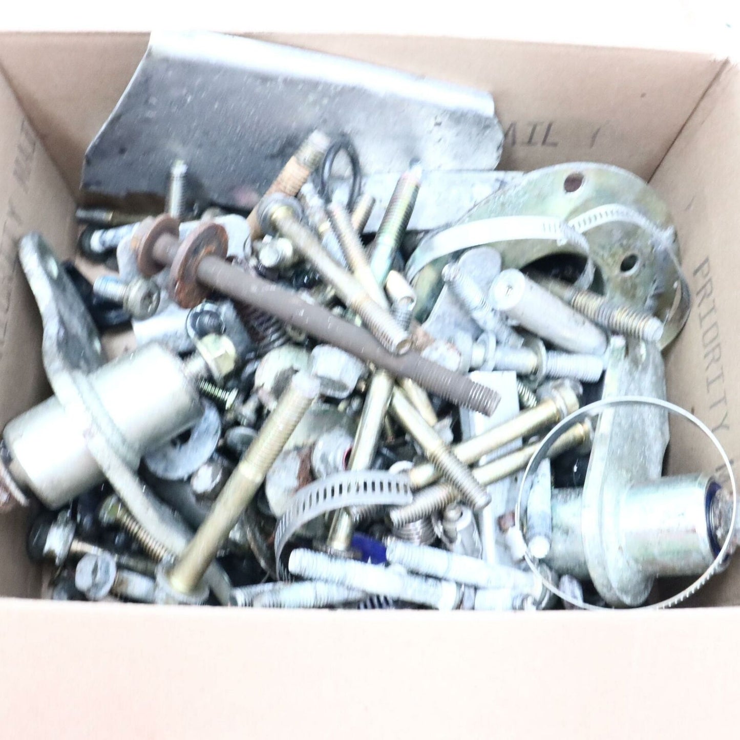 2007 POLARIS IQ 600 MISCELLANEOUS BOLTS HARDWARE NUTS BOLTS FASTENERS BRACKETS