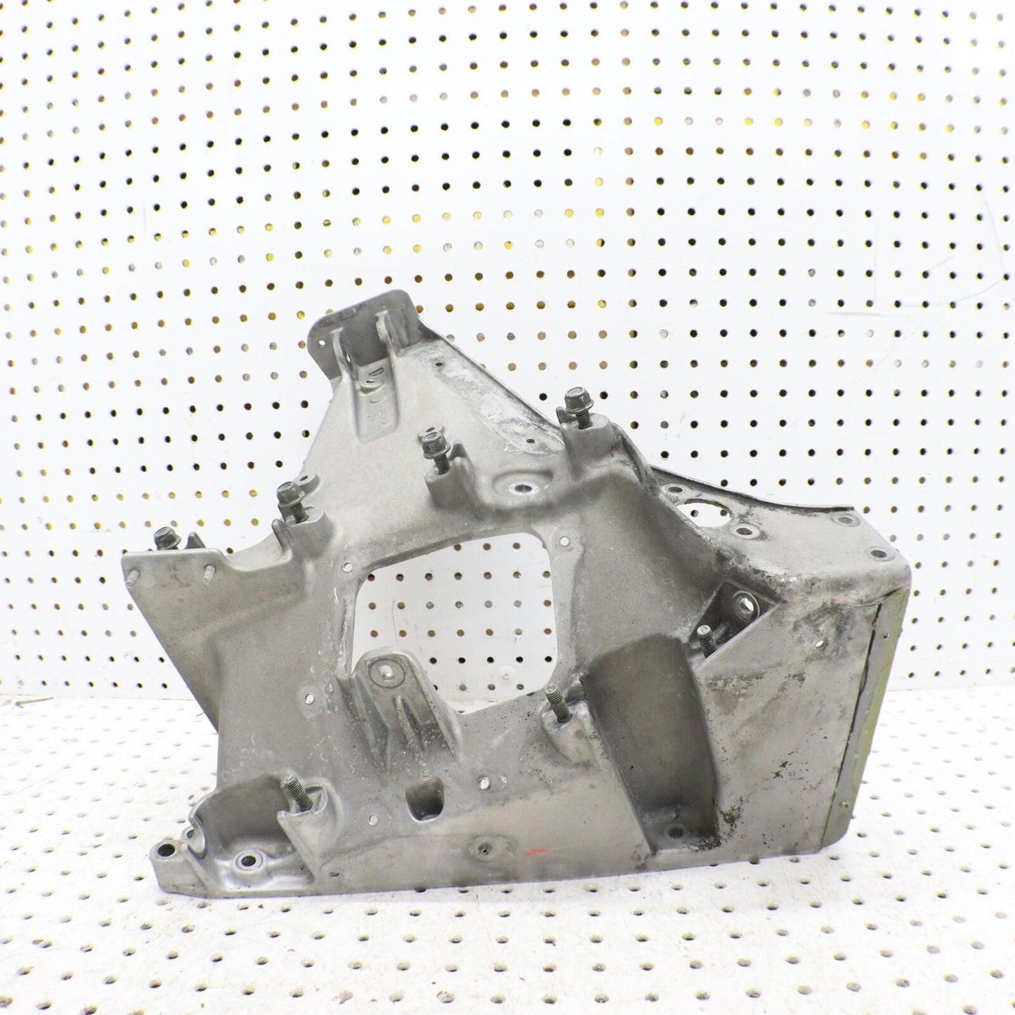 POLARIS PRO RMK 800 FRONT BULKHEAD CHASSIS FRAME SUPPORT 1018519