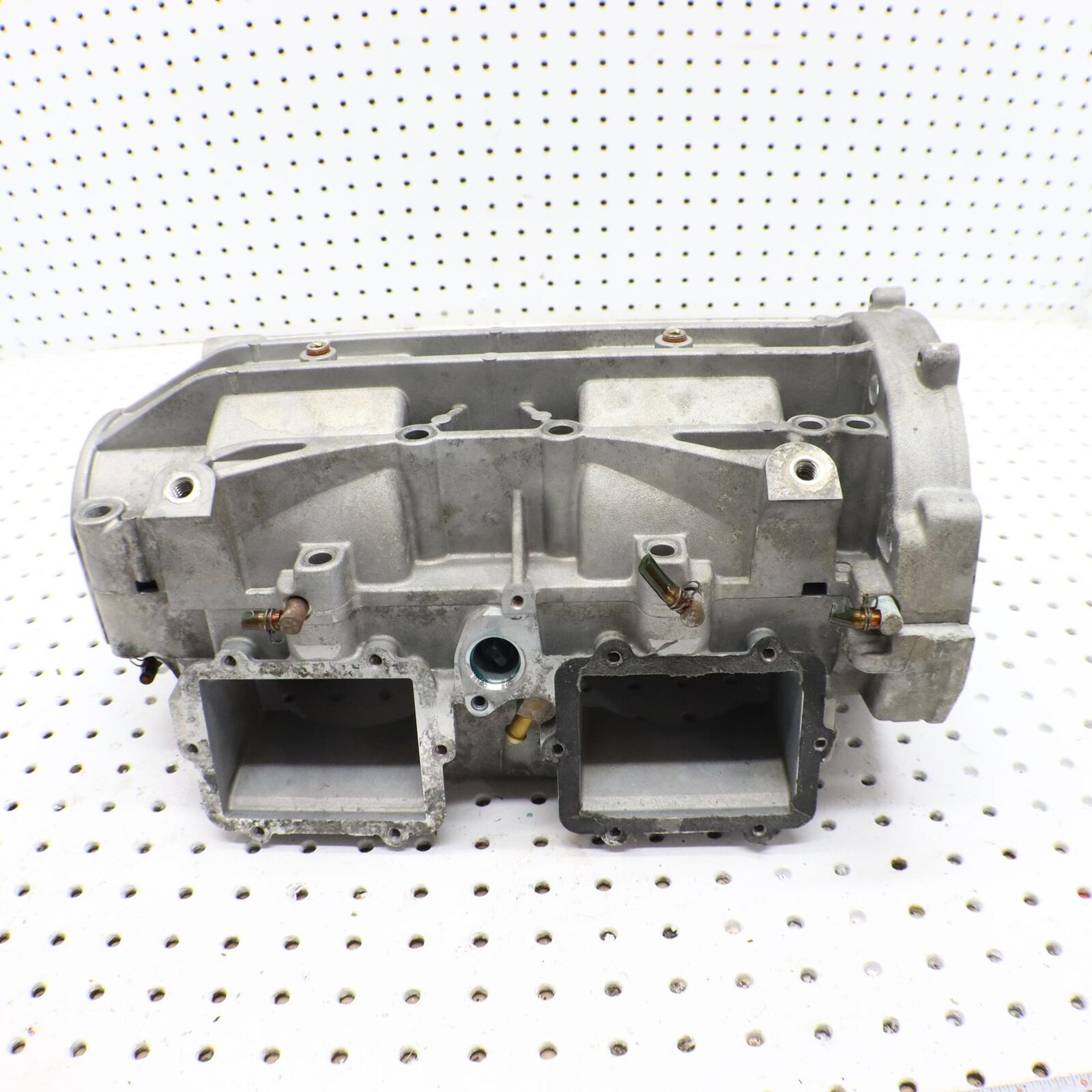 2006 POLARIS FUSION 700 ENGINE MOTOR CASE CASES 2203111