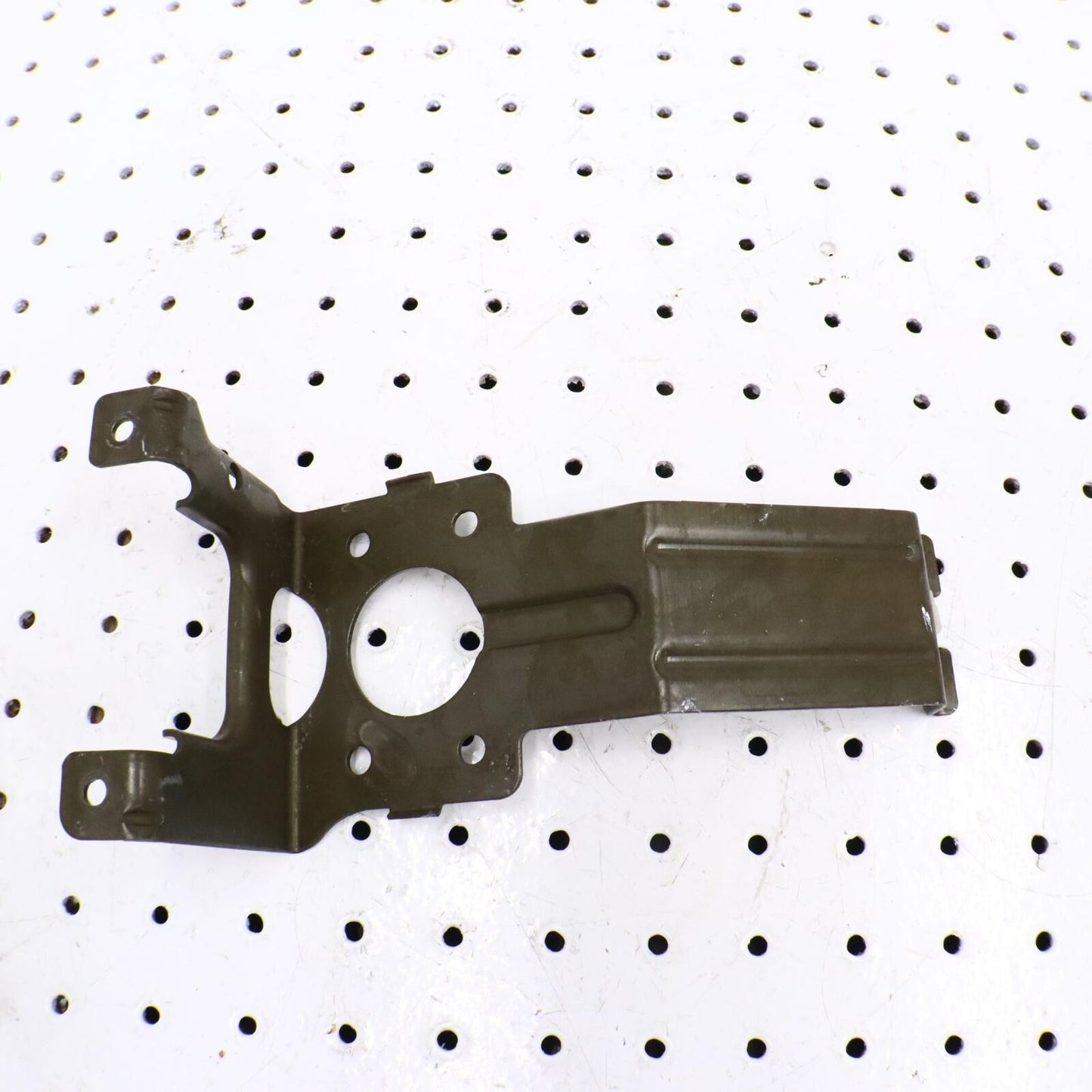 2013 POLARIS SPORTSMAN 550 HEADLIGHT POD LOWER BOTTOM MOUNT SUPPORT 5250731
