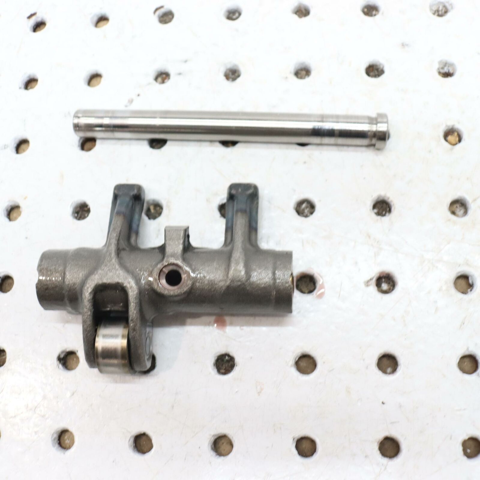 2006 POLARIS SWITCHBACK ASM., ROCKER ARM, SHORT 0451971