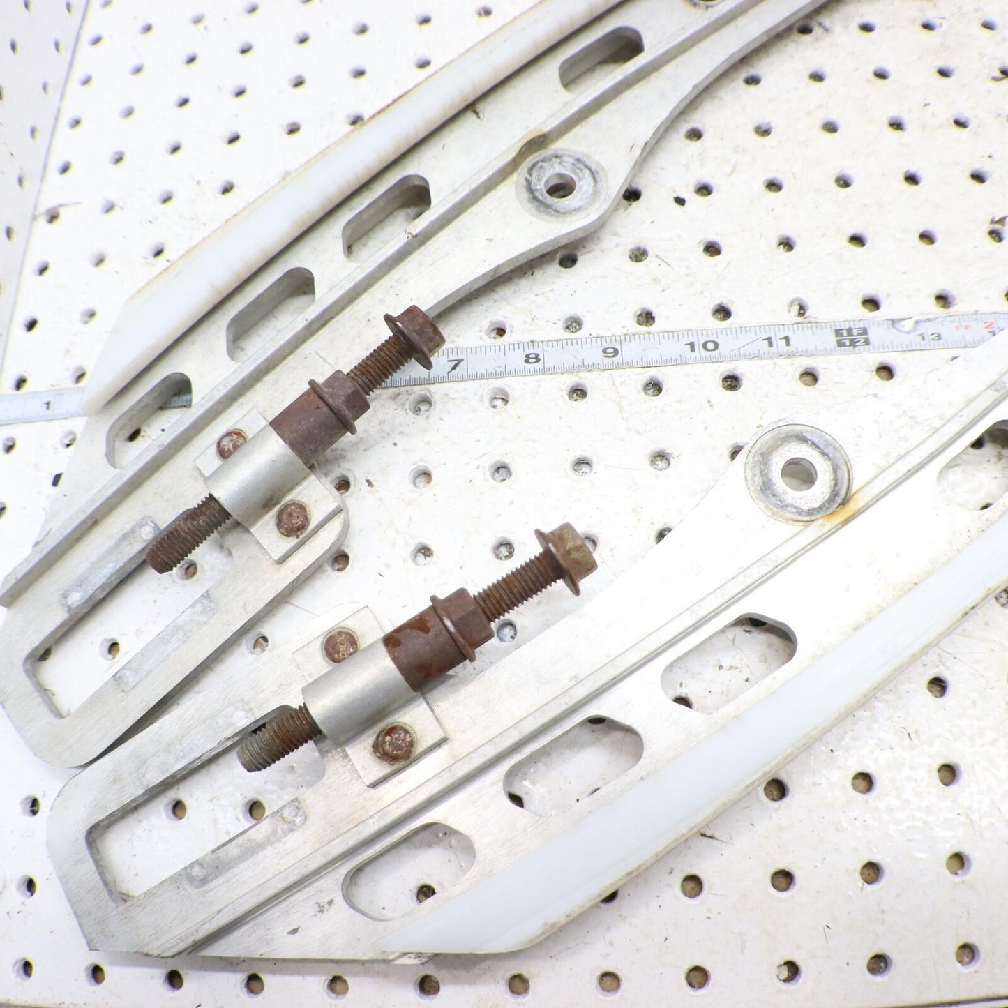 2015 POLARIS SWITCHBACK 800 SLIDE RAILS 1543193-309; 1543194-309