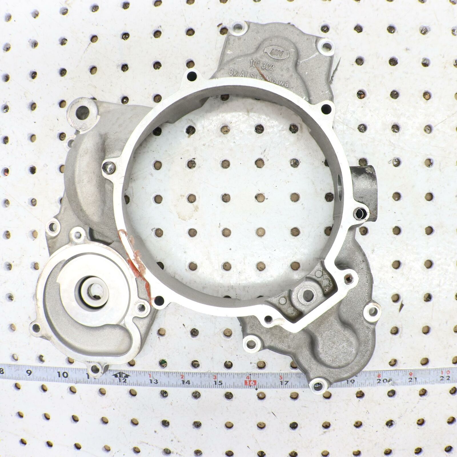 2006 POLARIS SWITCHBACK ENGINE RIGHT SIDE COVER 0452922