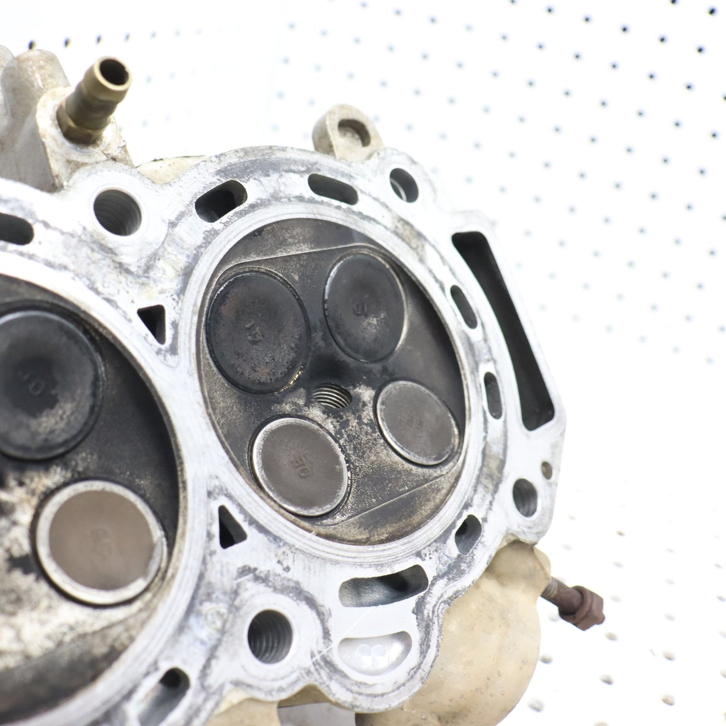 2009 Polaris Sportsman Xp 850 Cylinder Head 3022097; 3022565 CORE