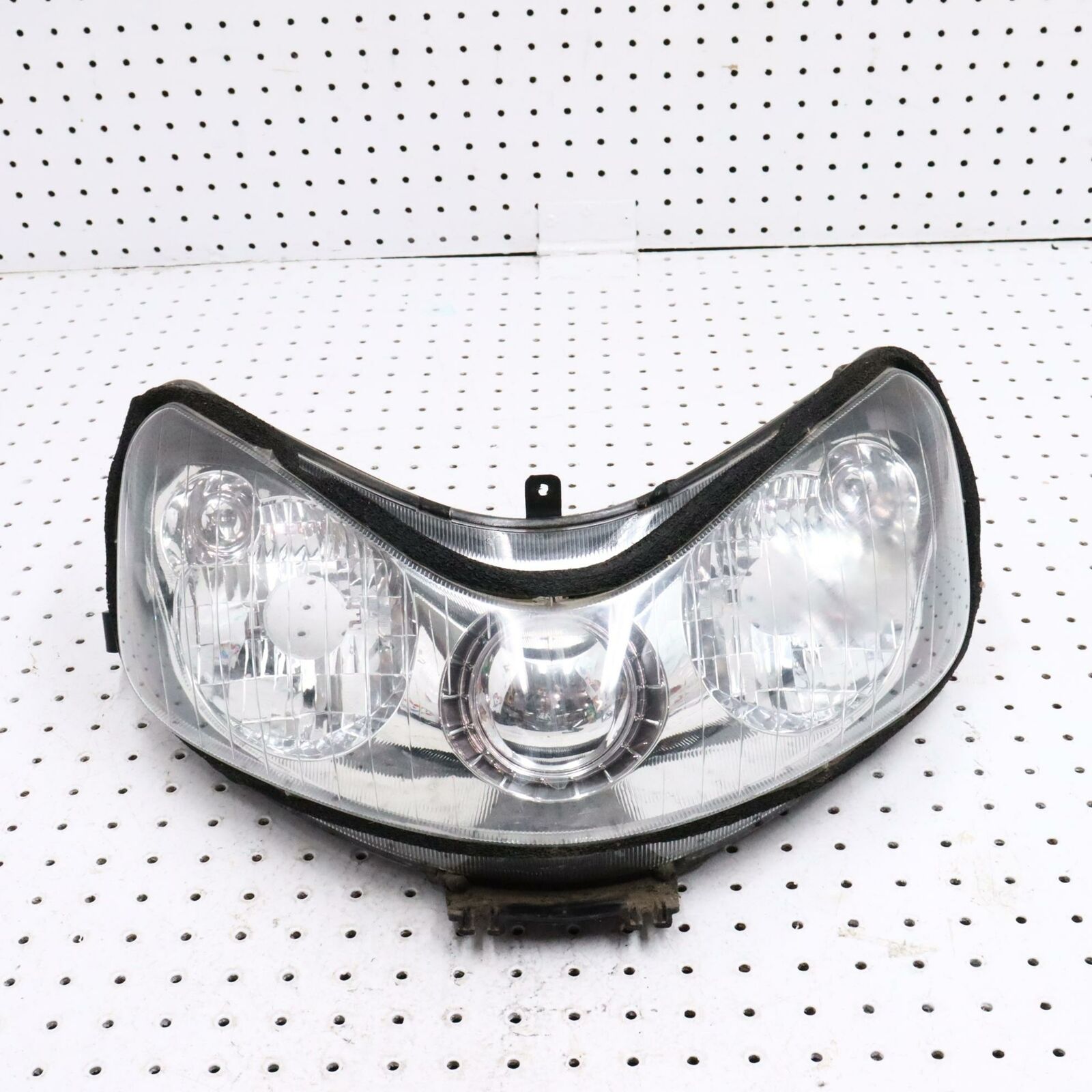 2006 POLARIS SWITCHBACK FRONT HEAD LIGHT LAMP HEADLIGHT 2410397