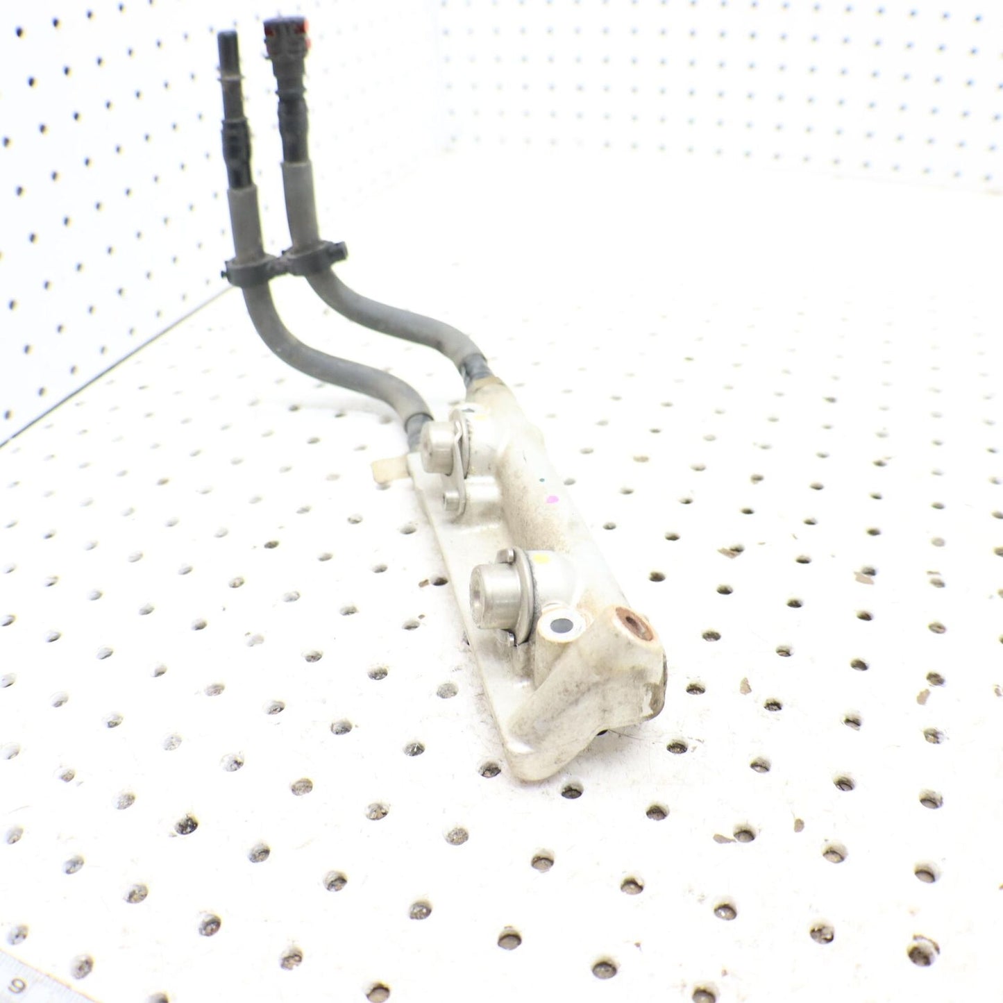 2015 POLARIS SWITCHBACK 800 FUEL RAIL 2521382; 2522185