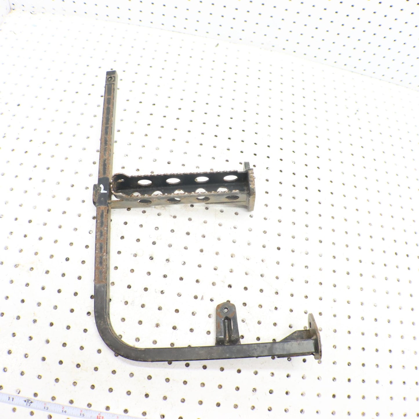 2016 SUZUKI KING QUAD 500 LEFT STEP STAND FOOTREST 43520-11HA0; 43520-11HB0