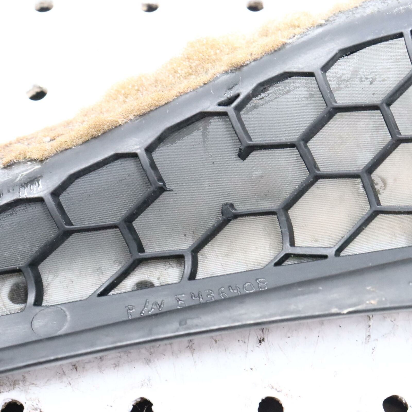 2006 POLARIS SWITCHBACK SCREEN-BRAKE VENT, BLK 5436408-070