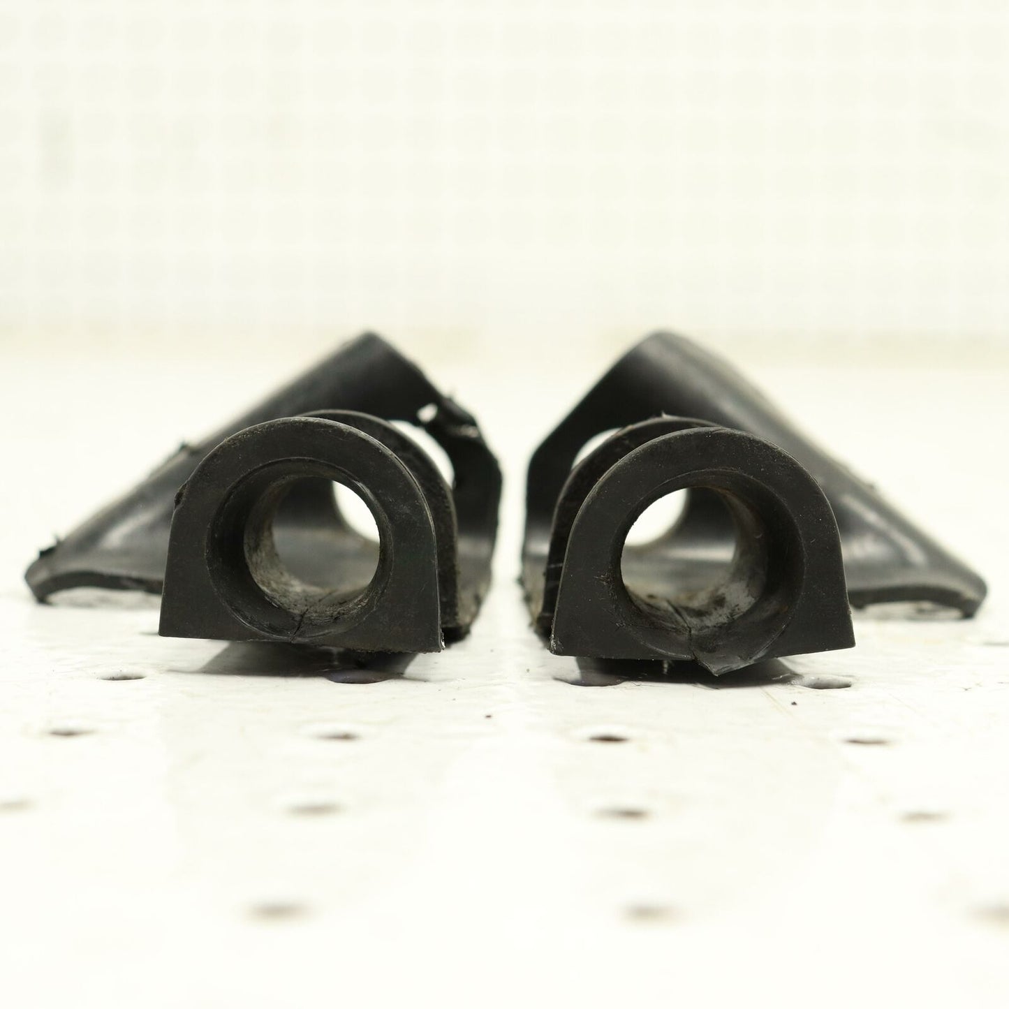 2007 POLARIS RMK 600 SWAY BAR BUSHINGS 5435739 5435740