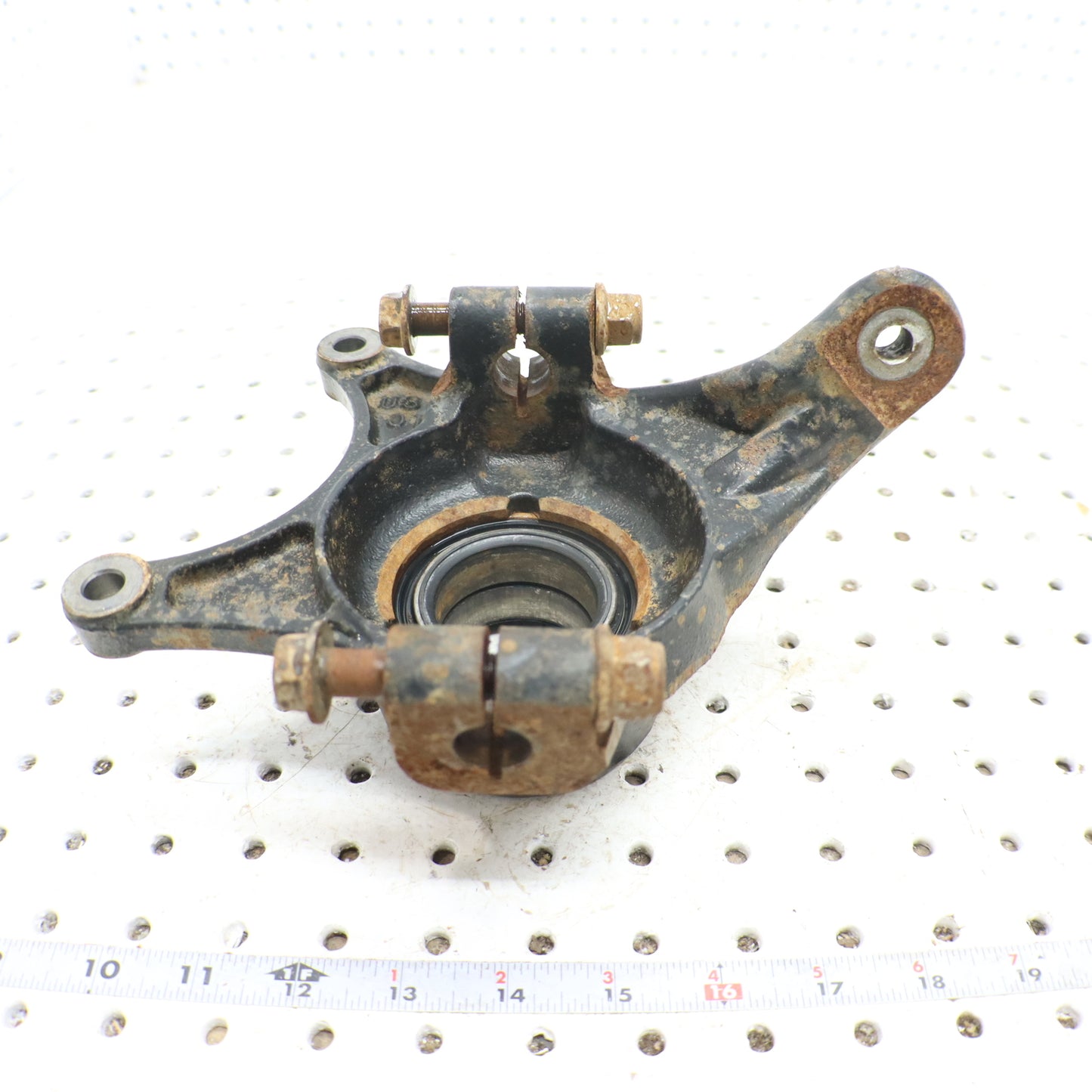2013 Polaris Ranger Xp 900 Steering Knuckle FRONT RIGHT 5138232; 5139977