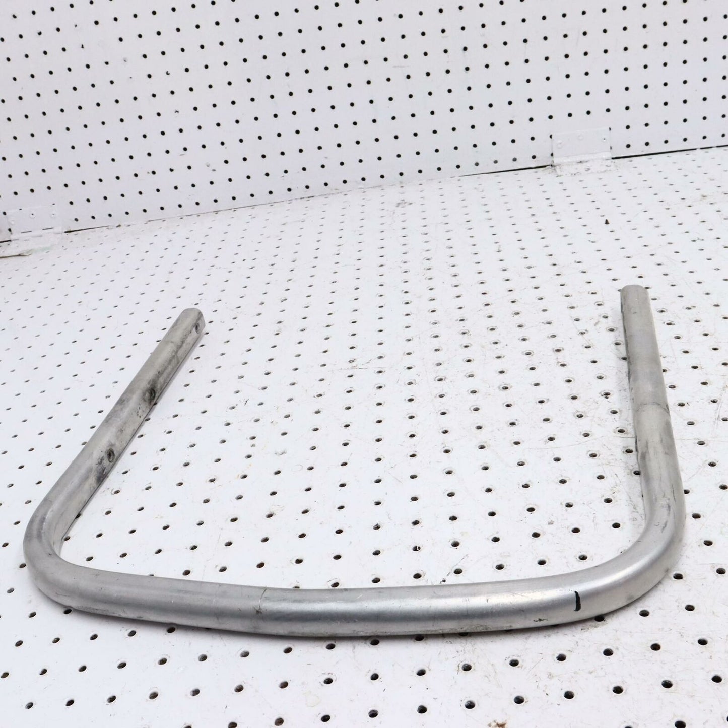 2006 POLARIS CLASSIC 700 REAR BACK BUMPER GRAB BAR 2633311-309 2633437-309