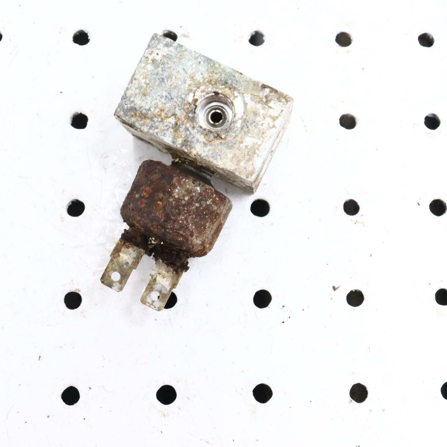 2001 POLARIS SPORTSMAN 400 REAR BACK BRAKE SENSOR 7052292
